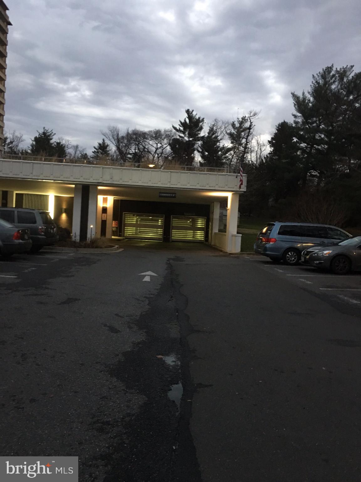 THE KENWOOD - Residential