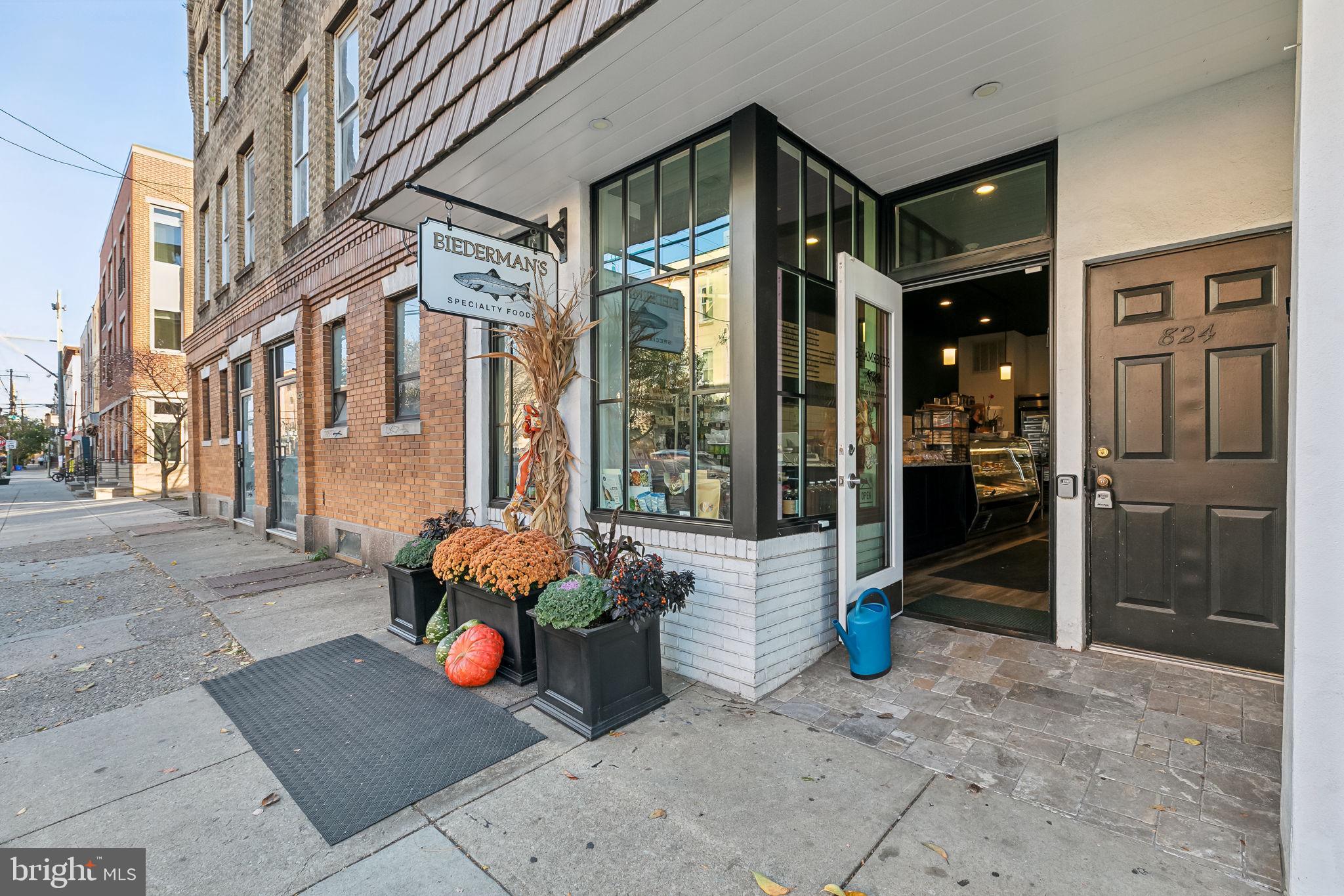 824 CHRISTIAN STREET 2