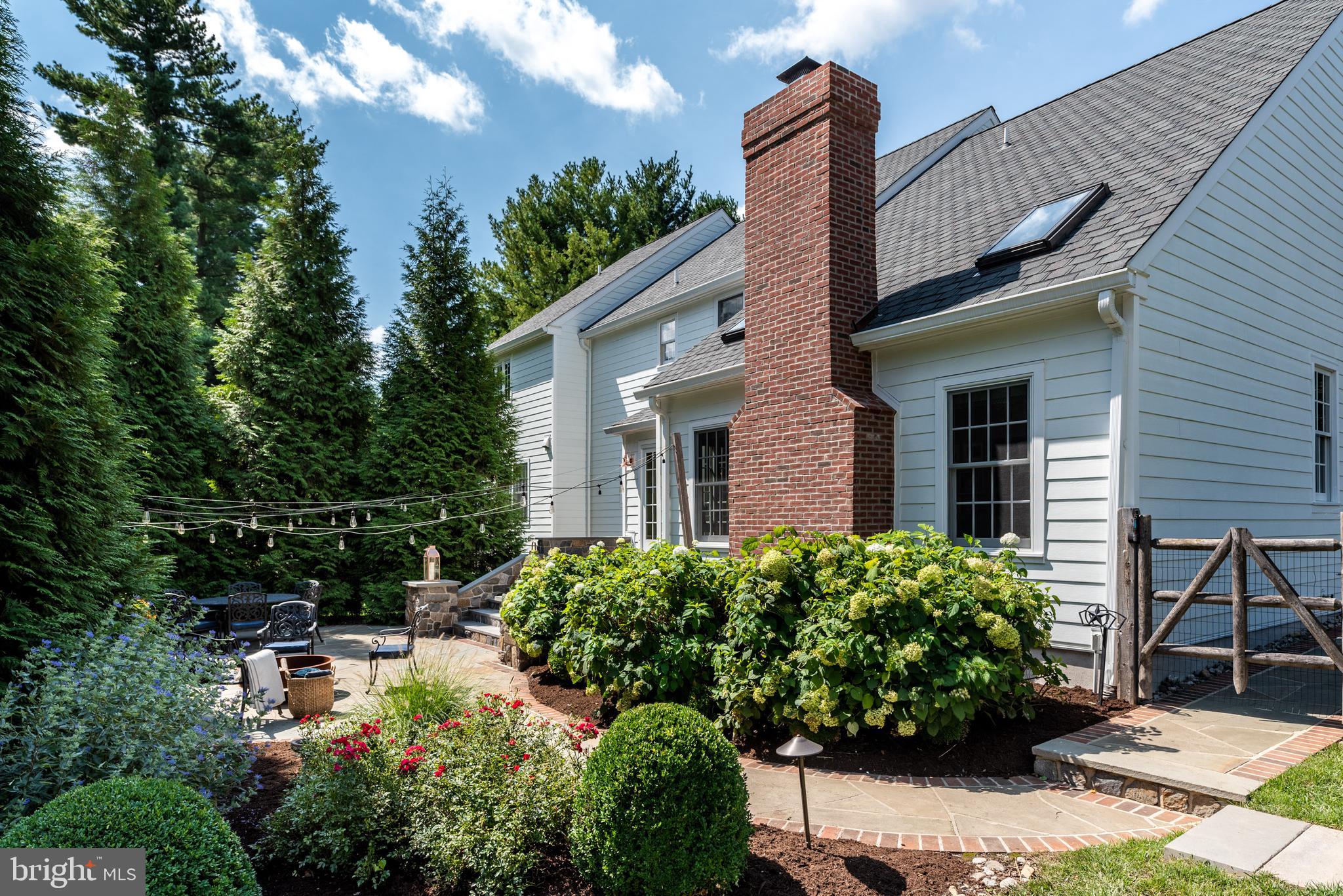 FOX RIDGE - Residential