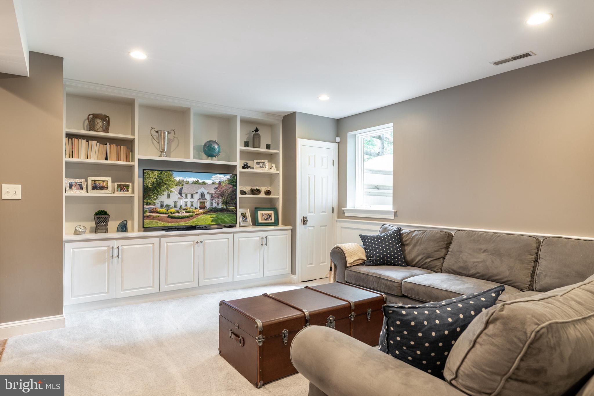 FOX RIDGE - Residential