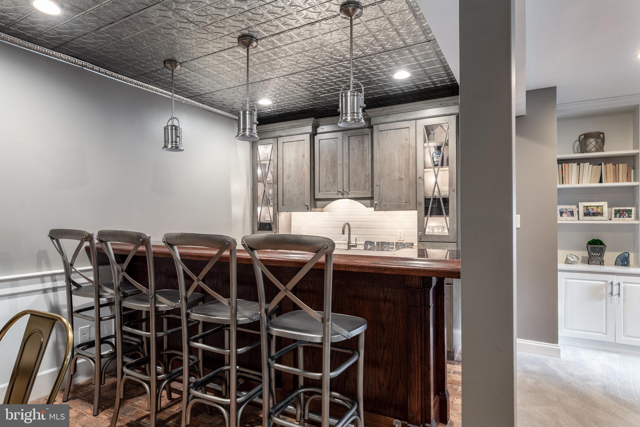 FOX RIDGE - Residential