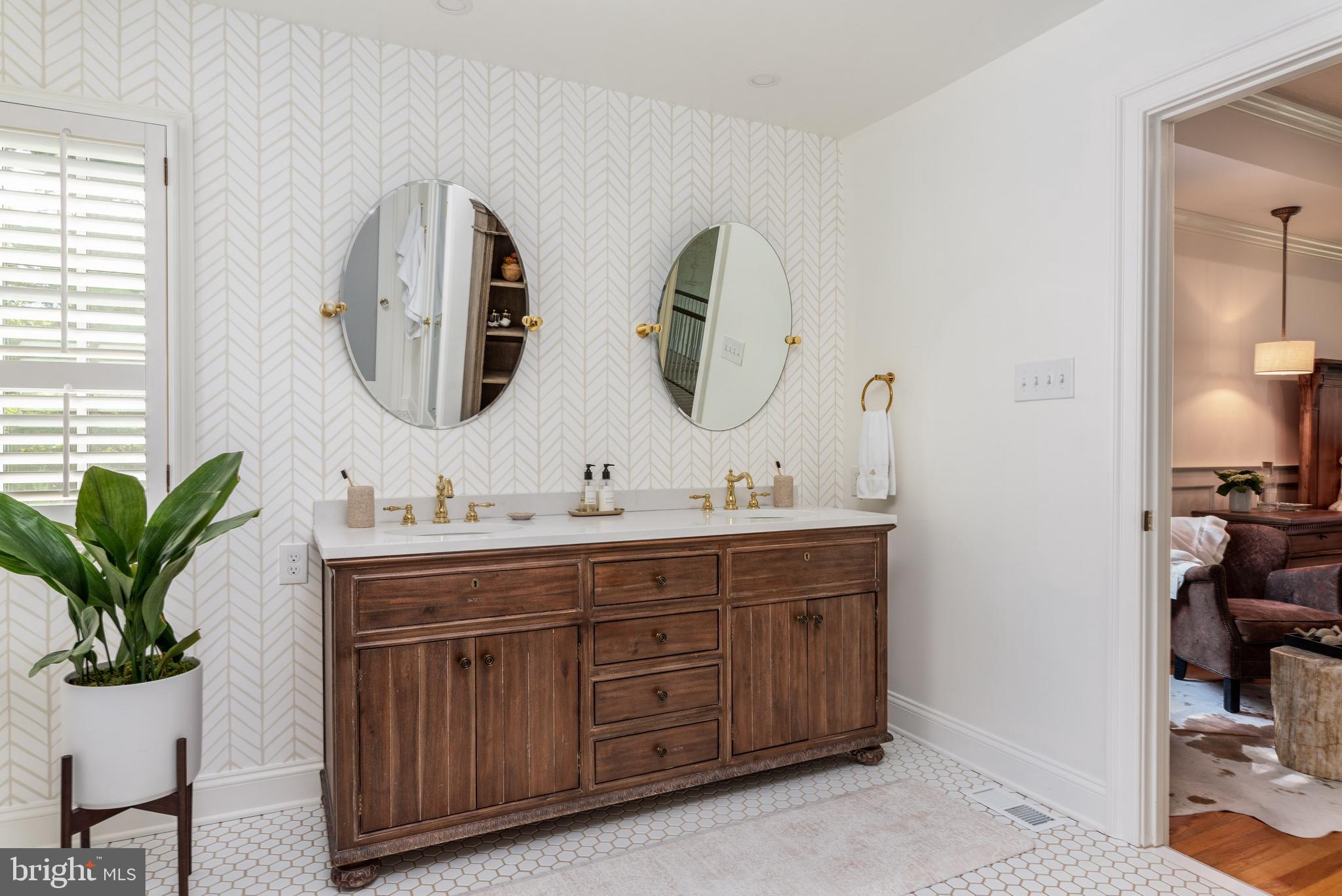 FOX RIDGE - Residential