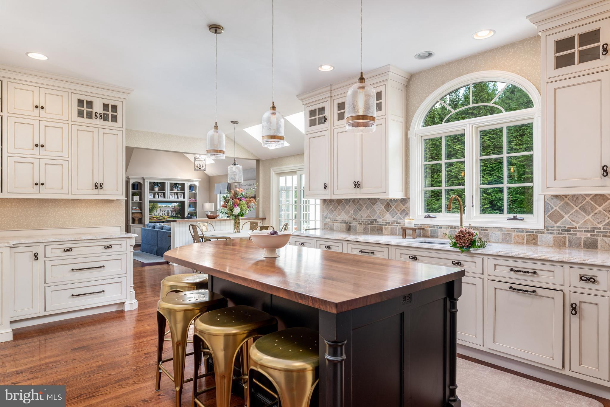 FOX RIDGE - Residential