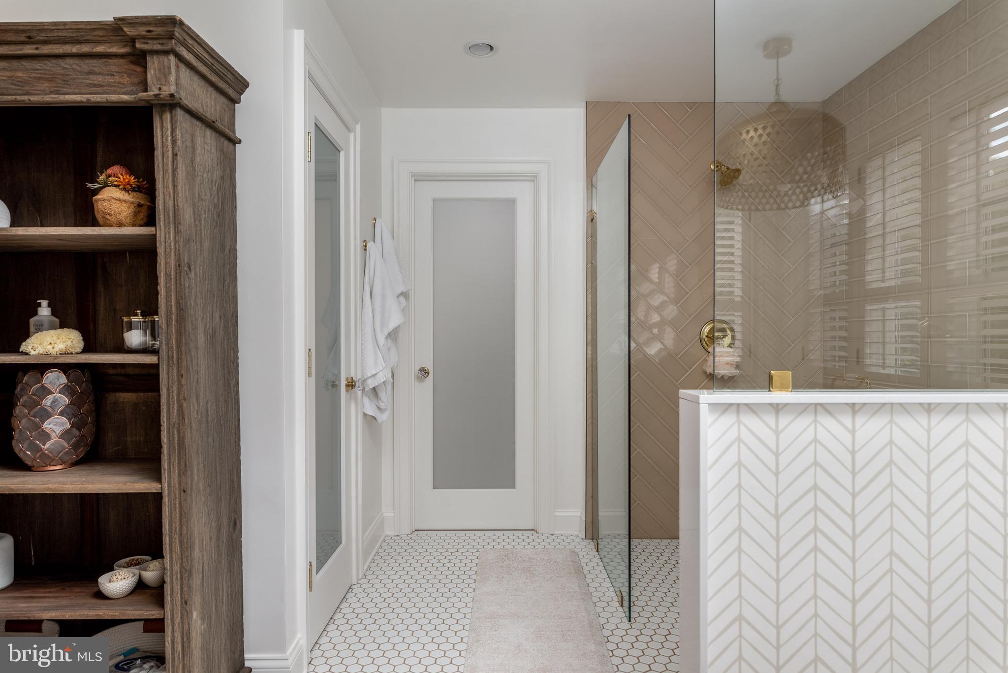 FOX RIDGE - Residential