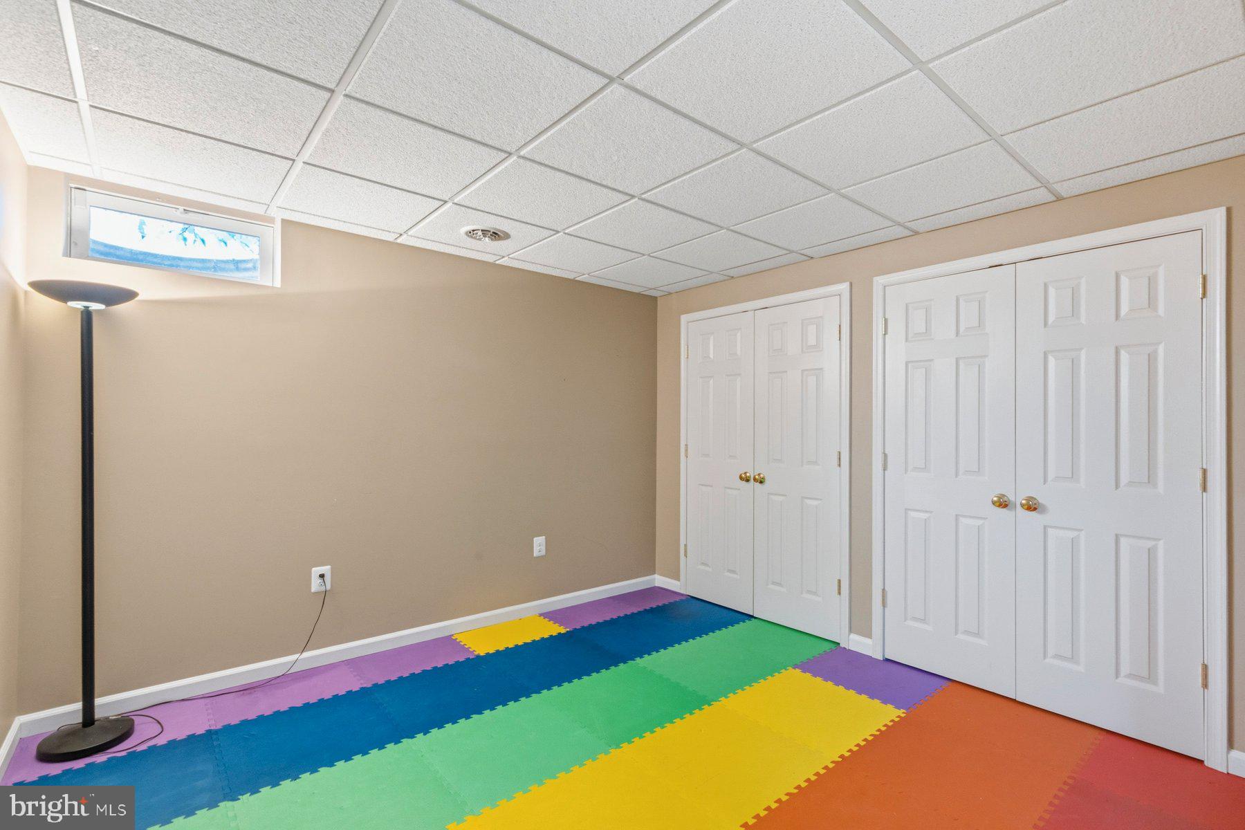 STONE MANOR - Residential