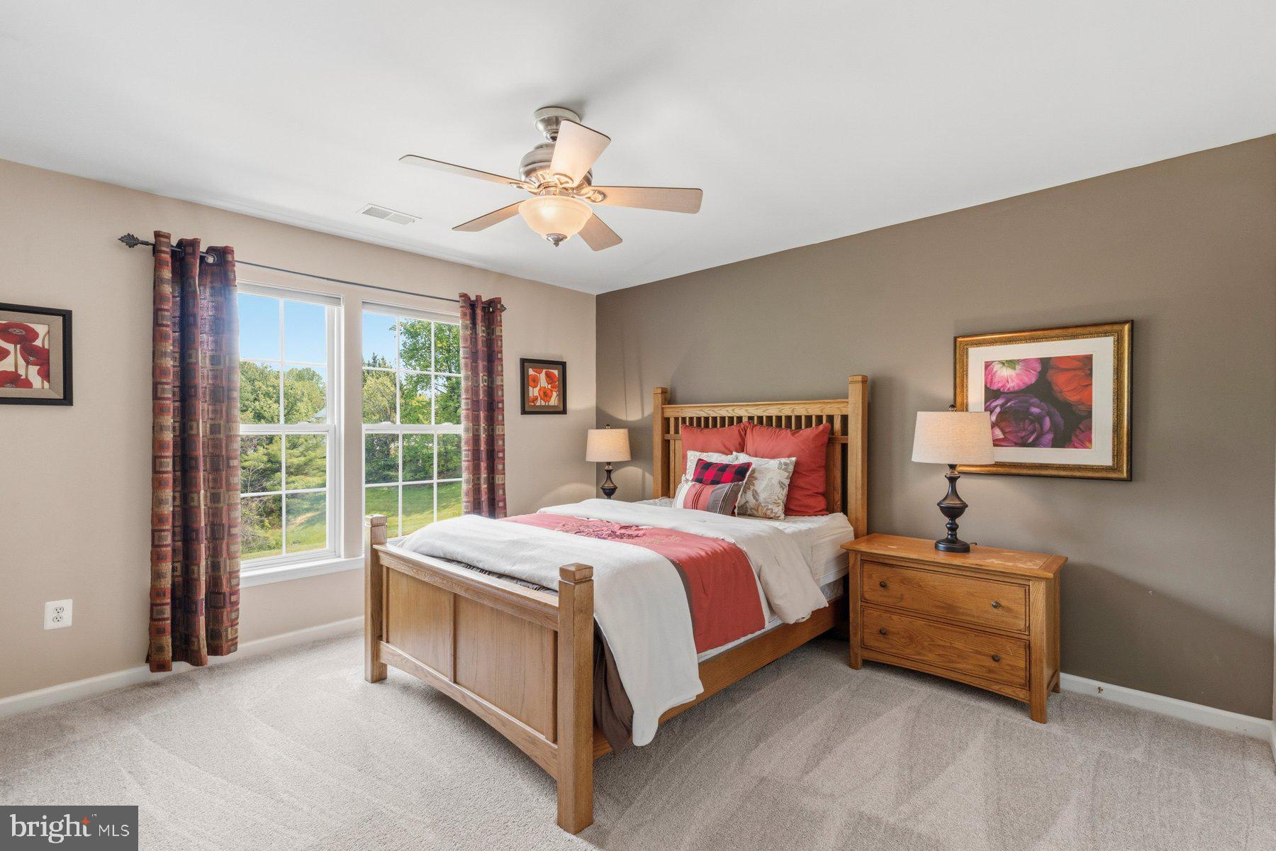 STONE MANOR - Residential