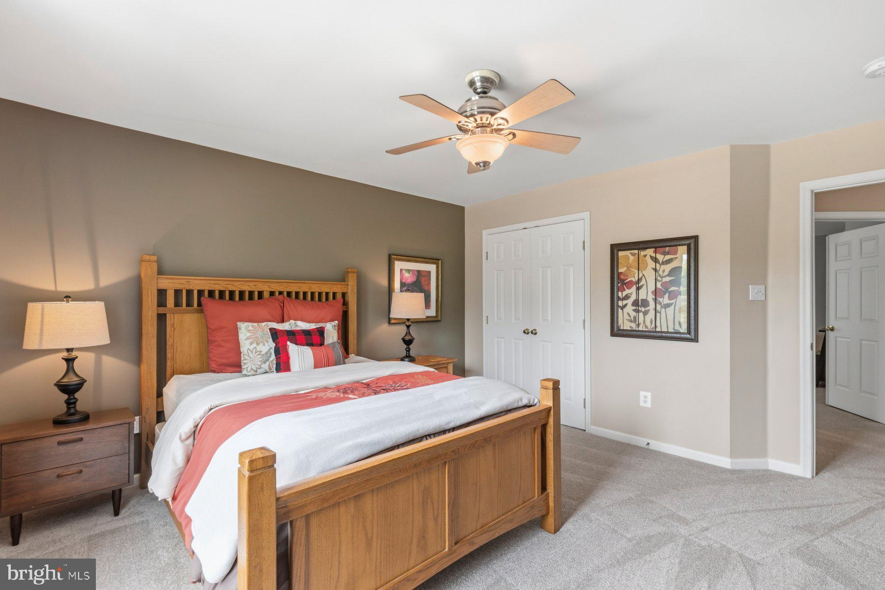 STONE MANOR - Residential