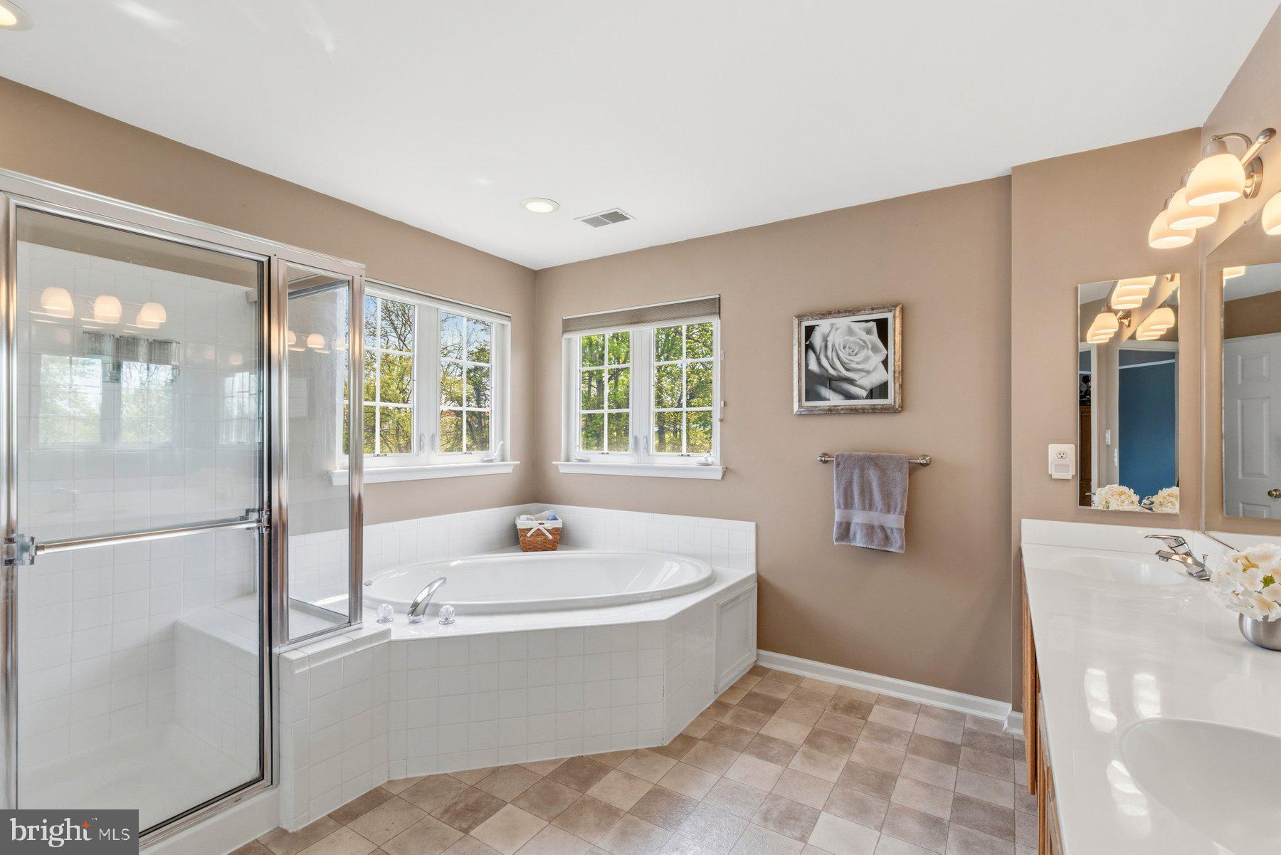 STONE MANOR - Residential