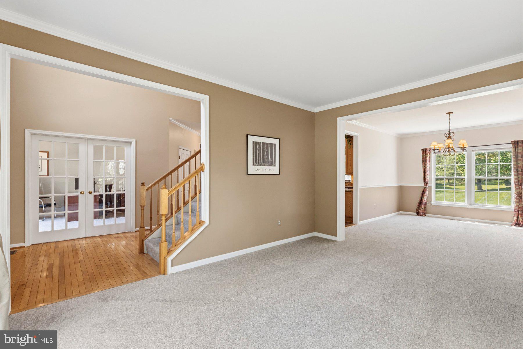 STONE MANOR - Residential