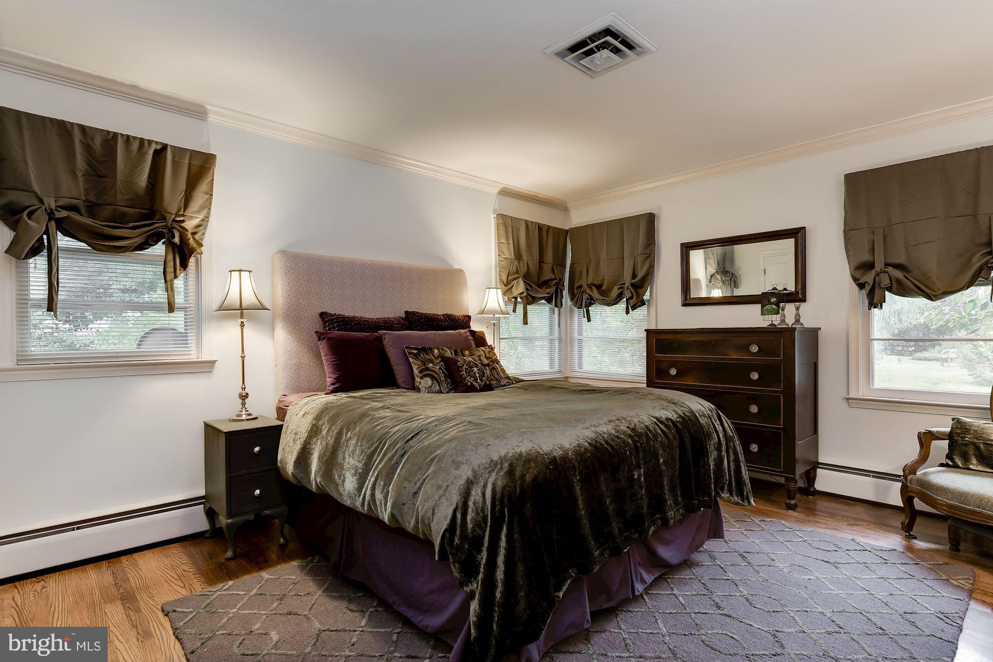 HAMPTON - Residential