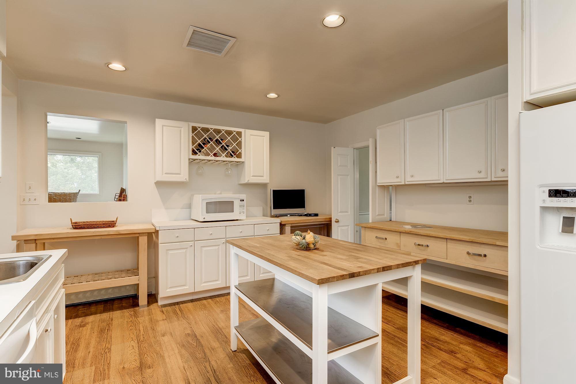 HAMPTON - Residential