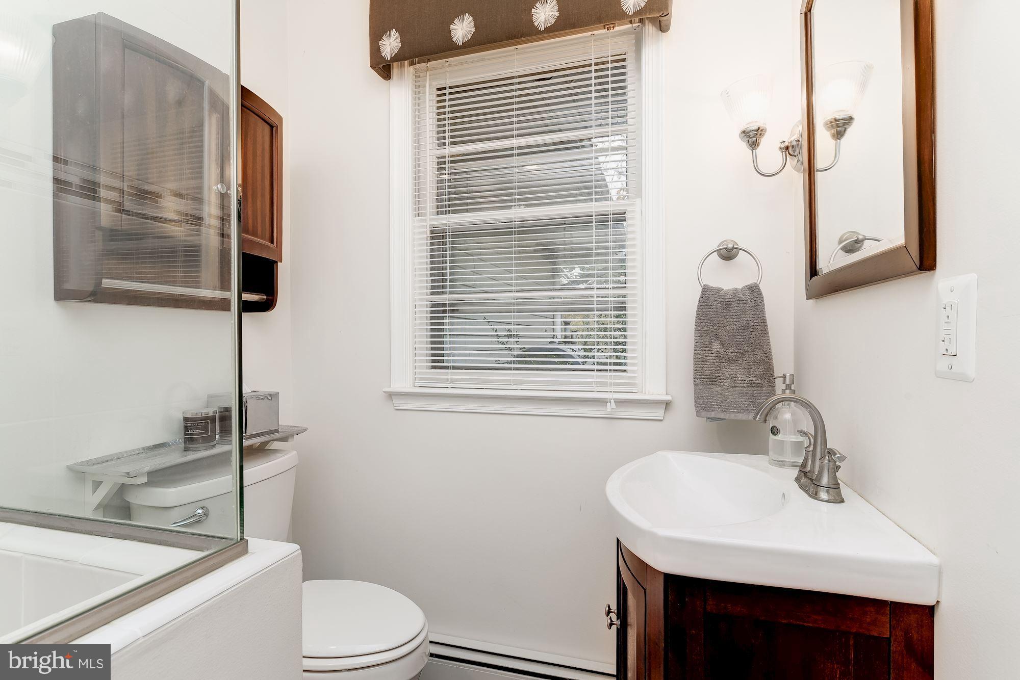 HAMPTON - Residential