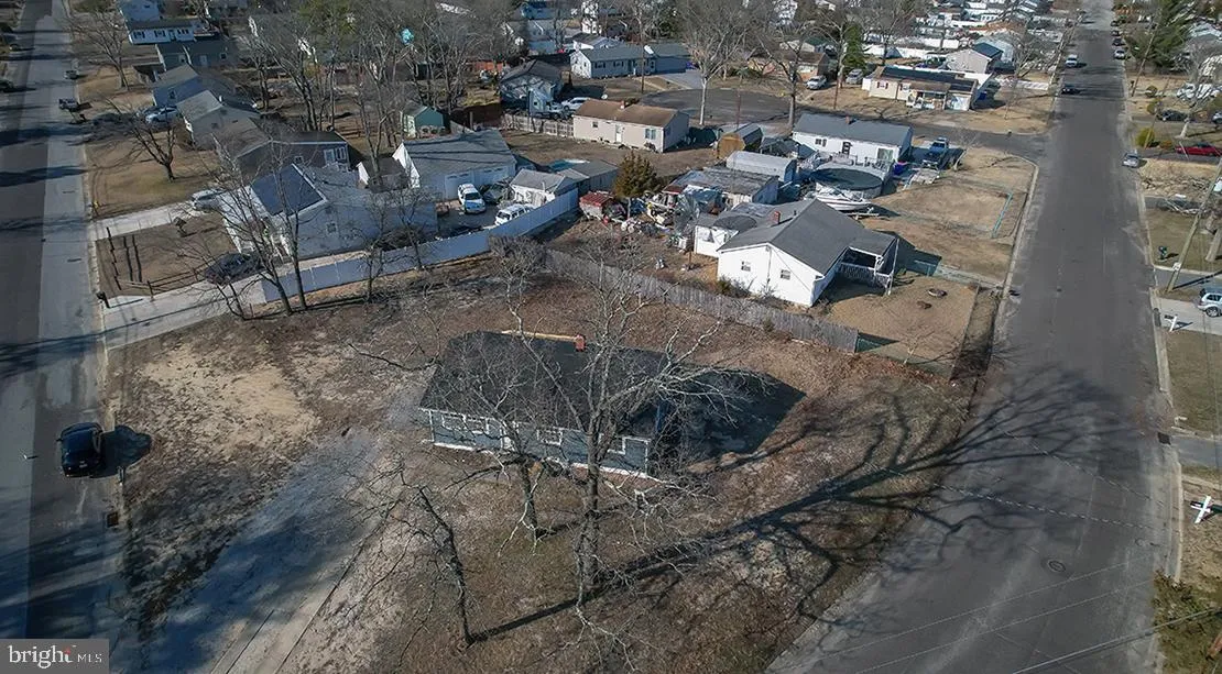 Millville, New Jersey 08332, United States, 3 Bedrooms Bedrooms, ,1 BathroomBathrooms,Residential,Active,91725