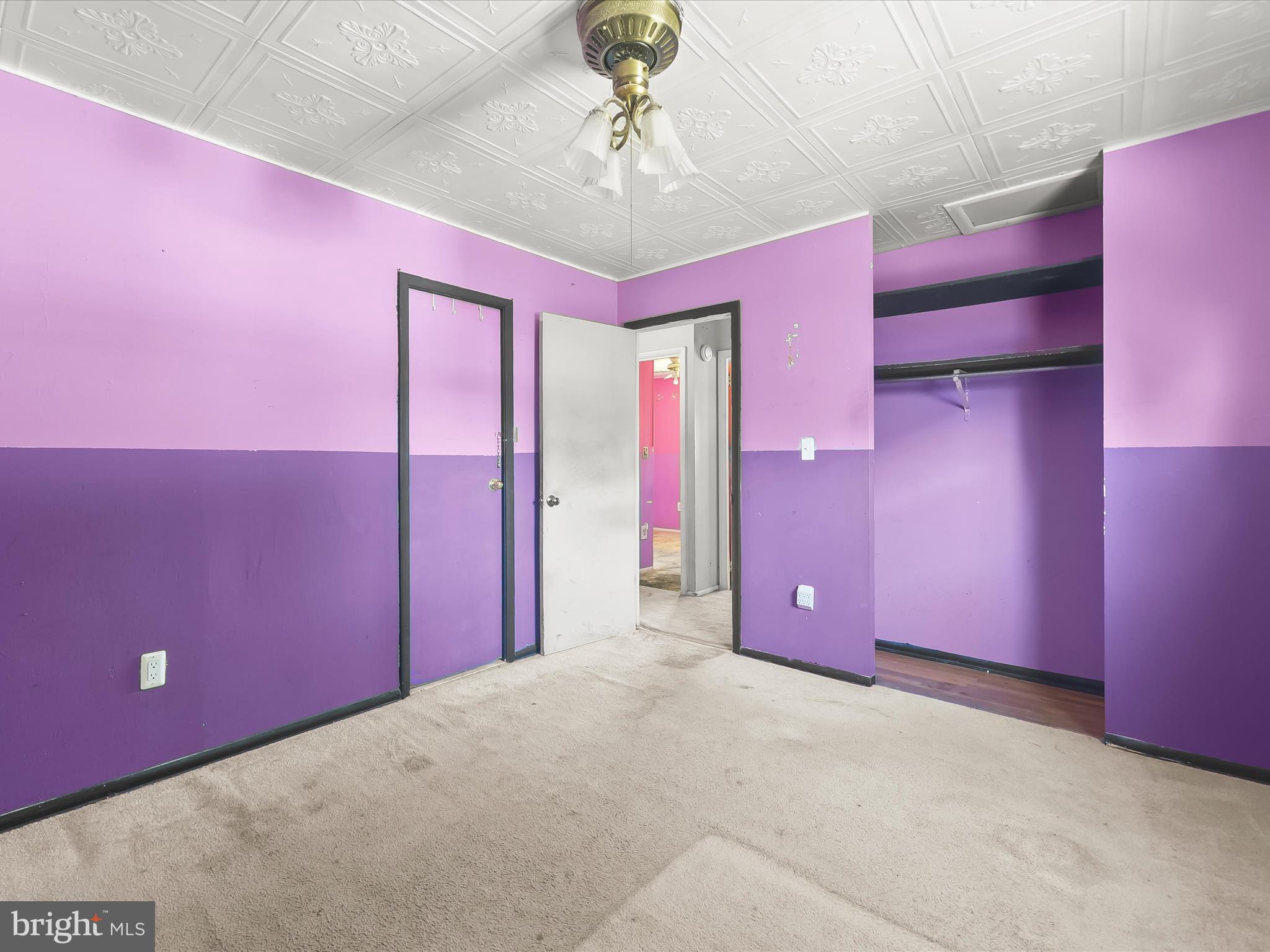 SUBURBIA - Residential