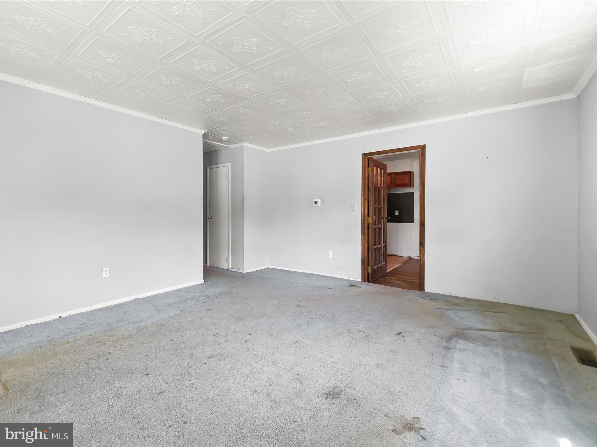 907 PRINCETON TERRACE