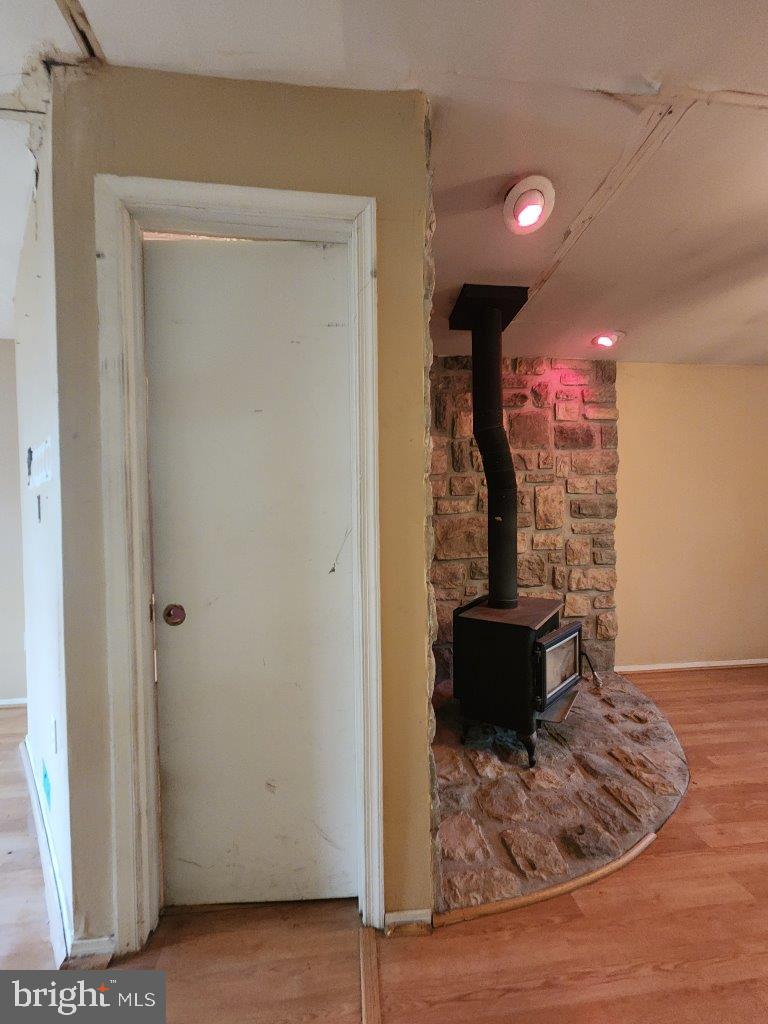 SUBURBIA - Residential