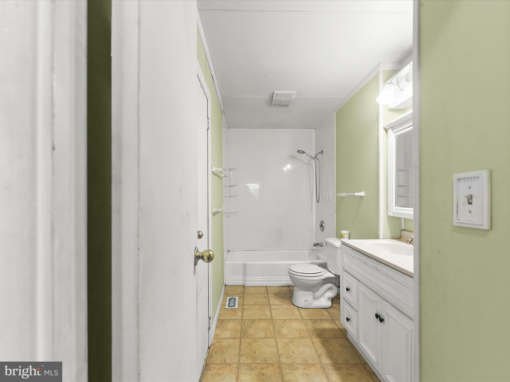 SUBURBIA - Residential