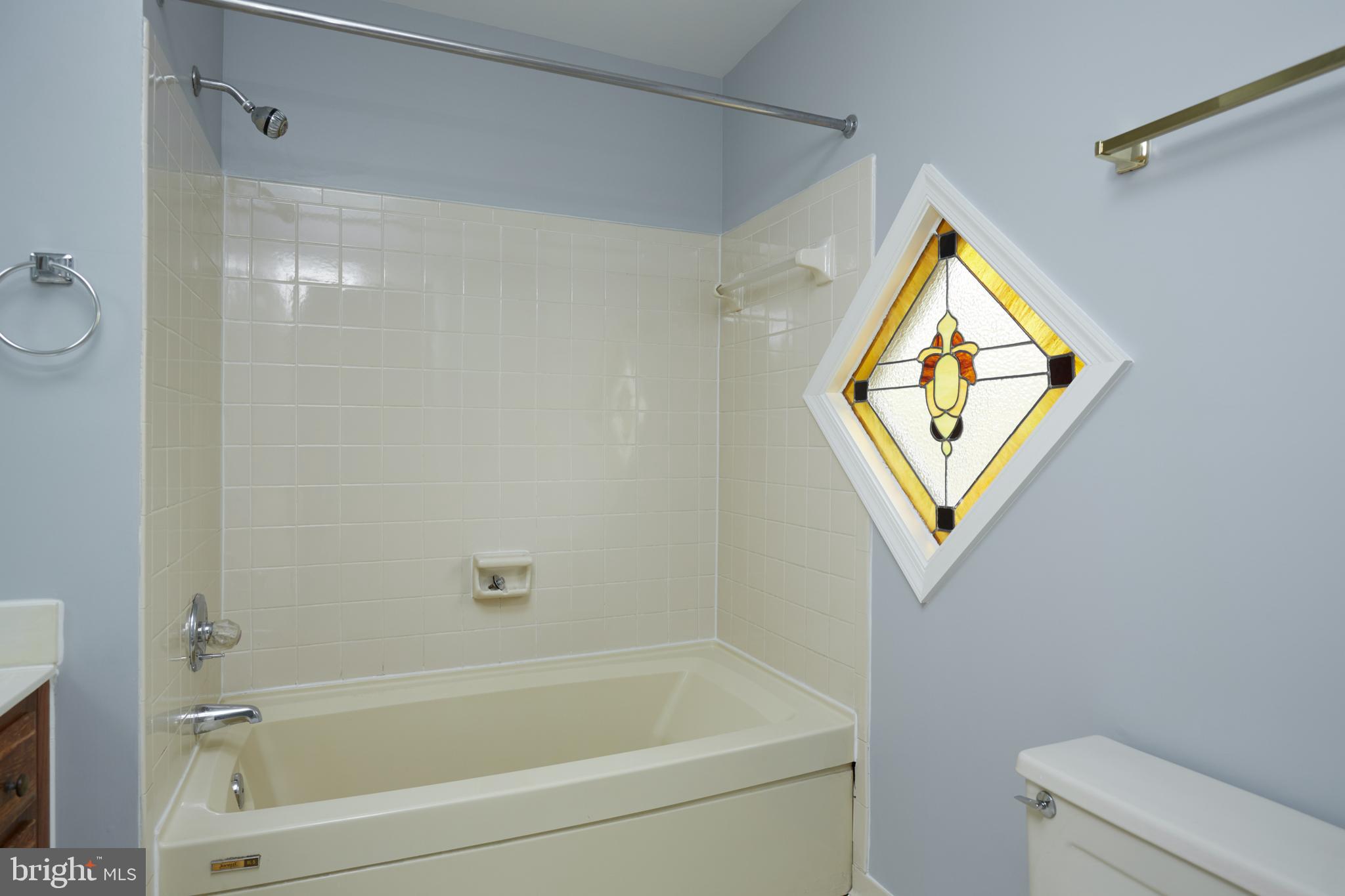 WOODSIDE PARK - Residential Lease