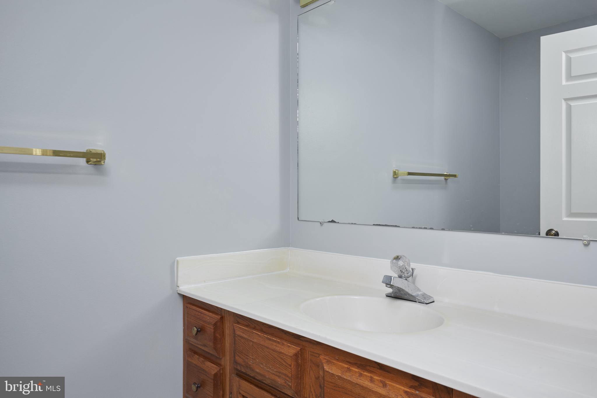 WOODSIDE PARK - Residential Lease