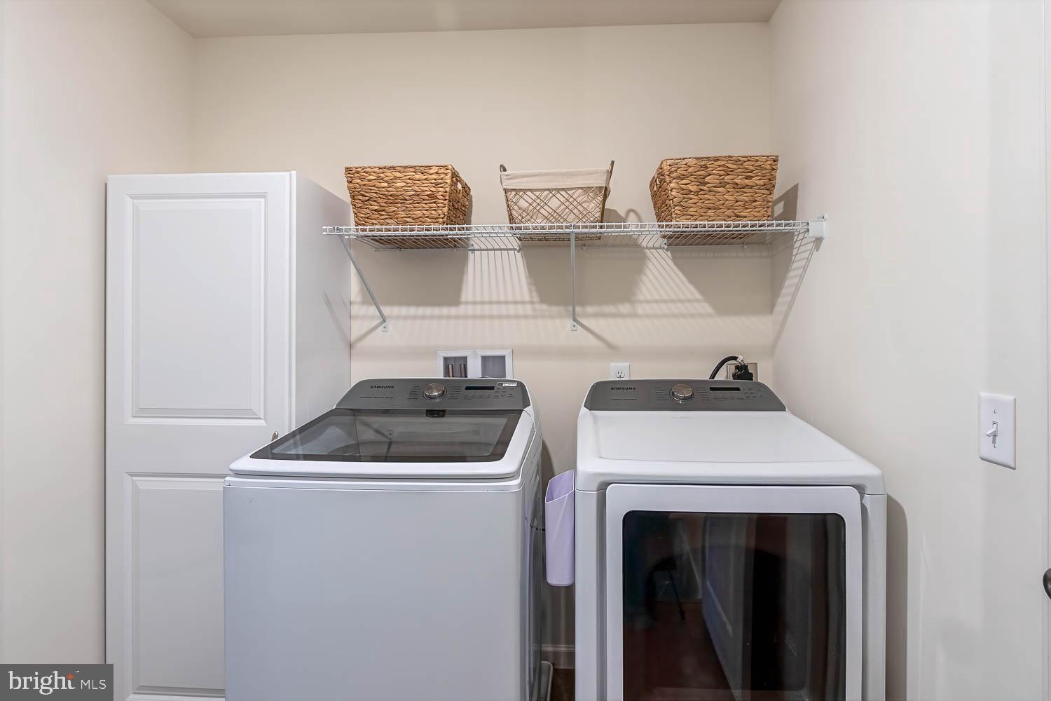 STONEHOUSE - Residential