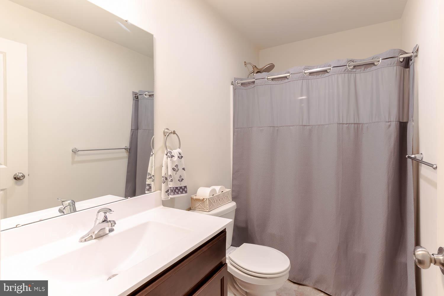 STONEHOUSE - Residential