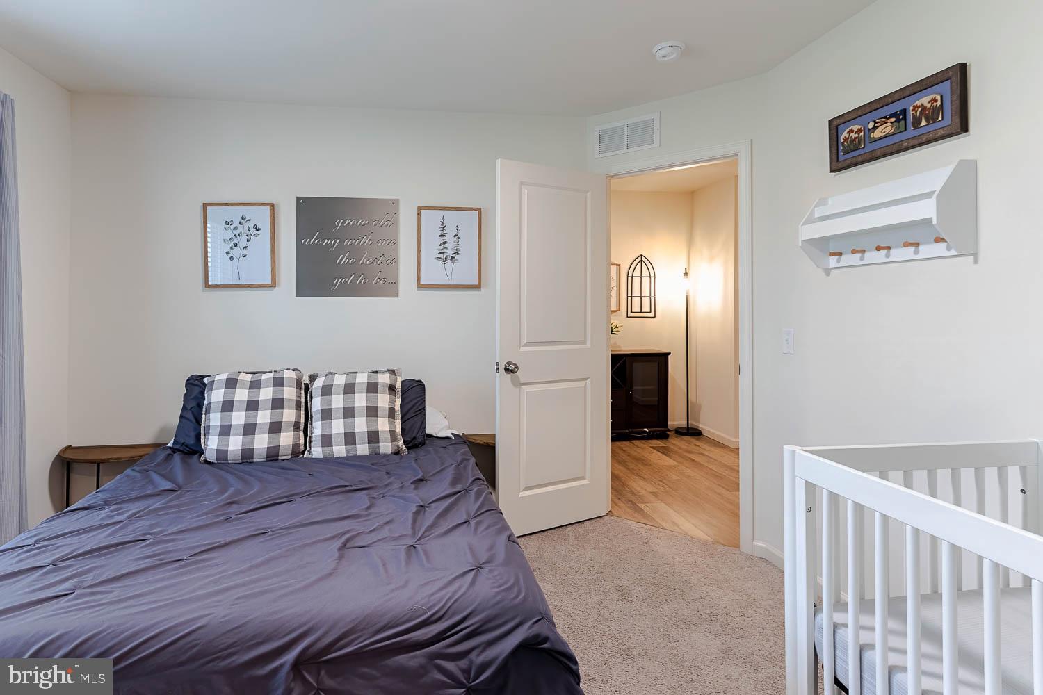 STONEHOUSE - Residential