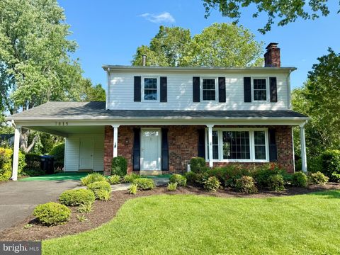 7815 WELCH COURT ALEXANDRIA VA 22315
