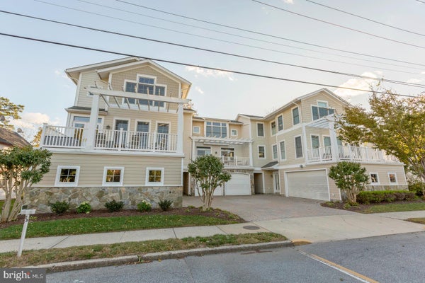 18 CHRISTIAN ST APT A, REHOBOTH BEACH, DE 19971 - Image 360b017d6c2cda9e7ee8e7d439c7d38a/3611901112