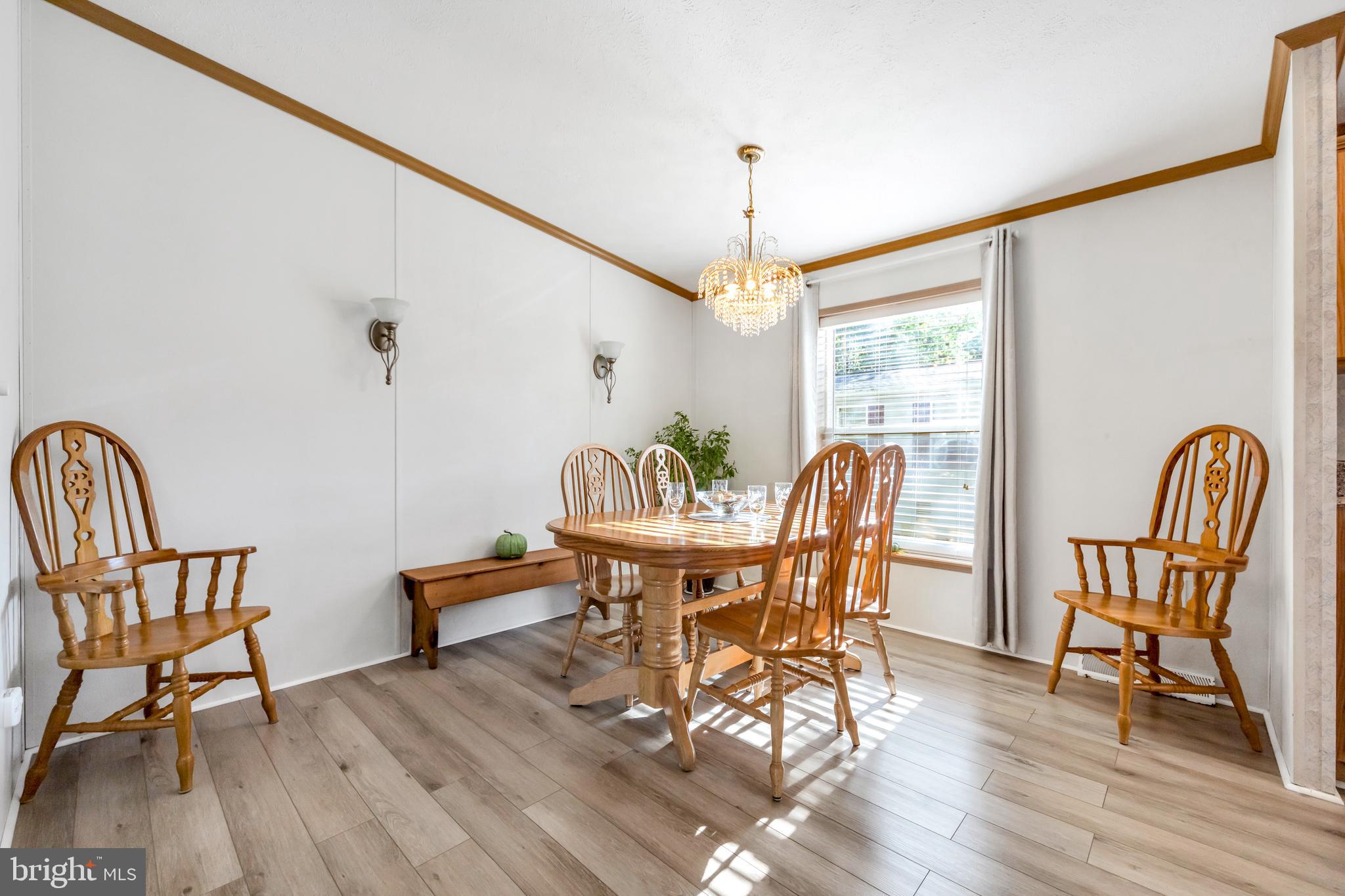 VILLAGE SCENE TR P - Residential