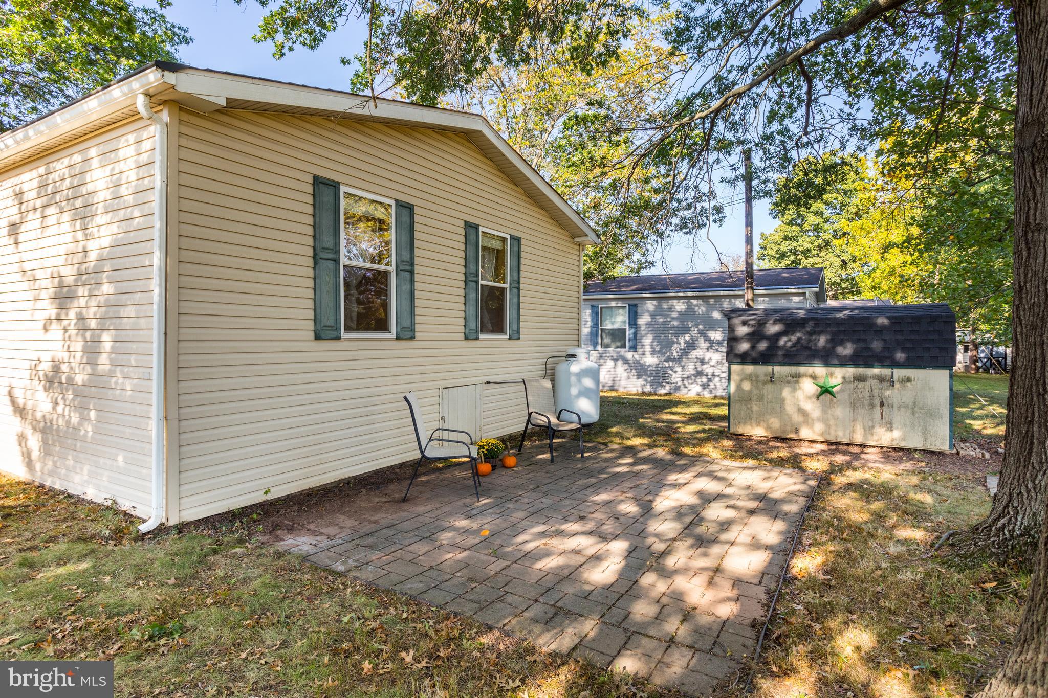 VILLAGE SCENE TR P - Residential