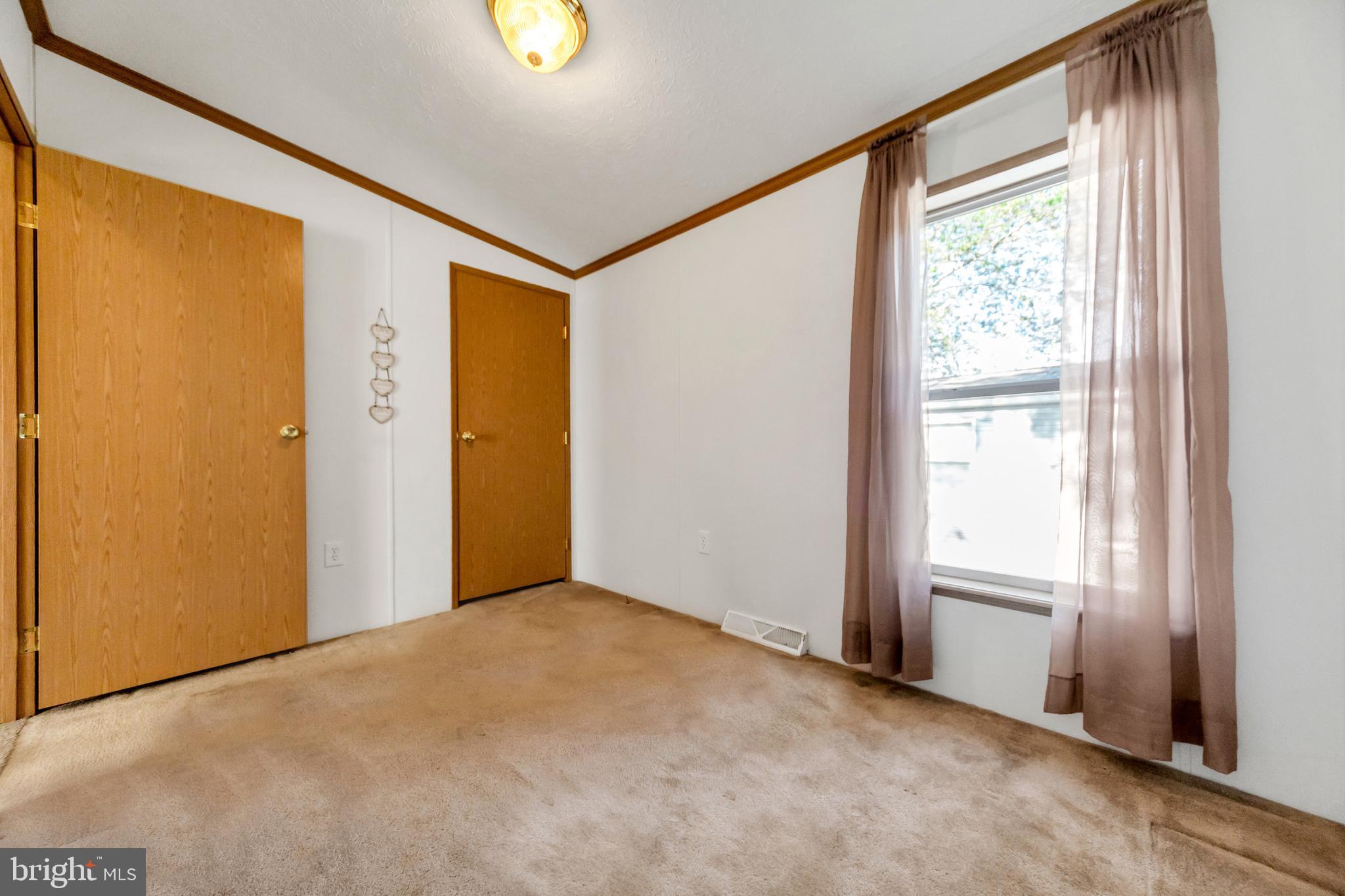 VILLAGE SCENE TR P - Residential