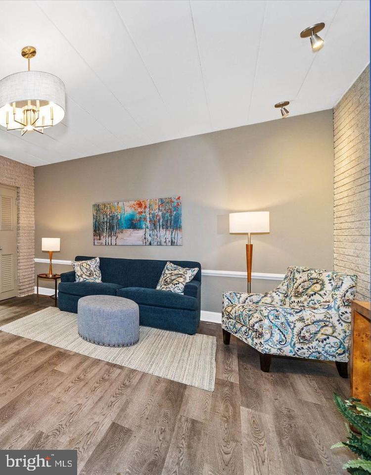 2300 RIDDLE AVENUE A308