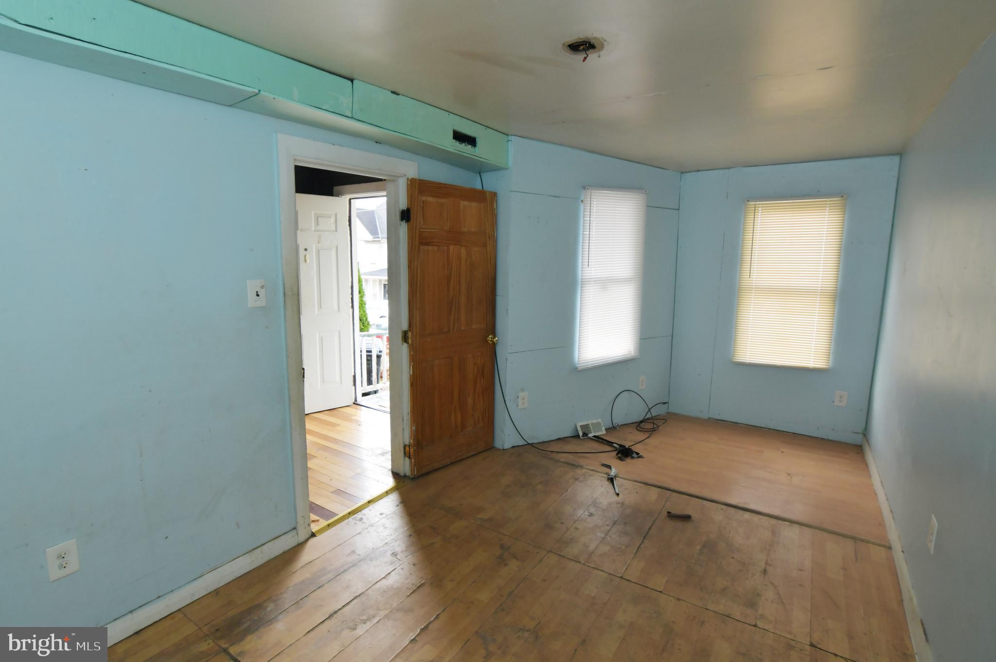 MARTINSBURG CITY - Residential