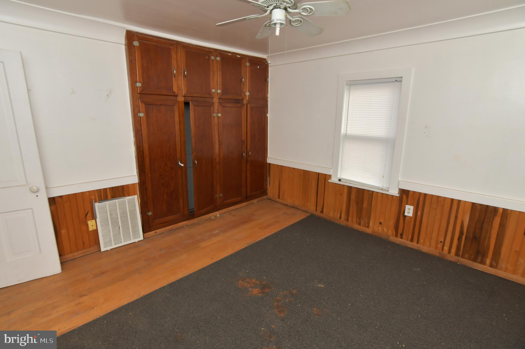 MARTINSBURG CITY - Residential