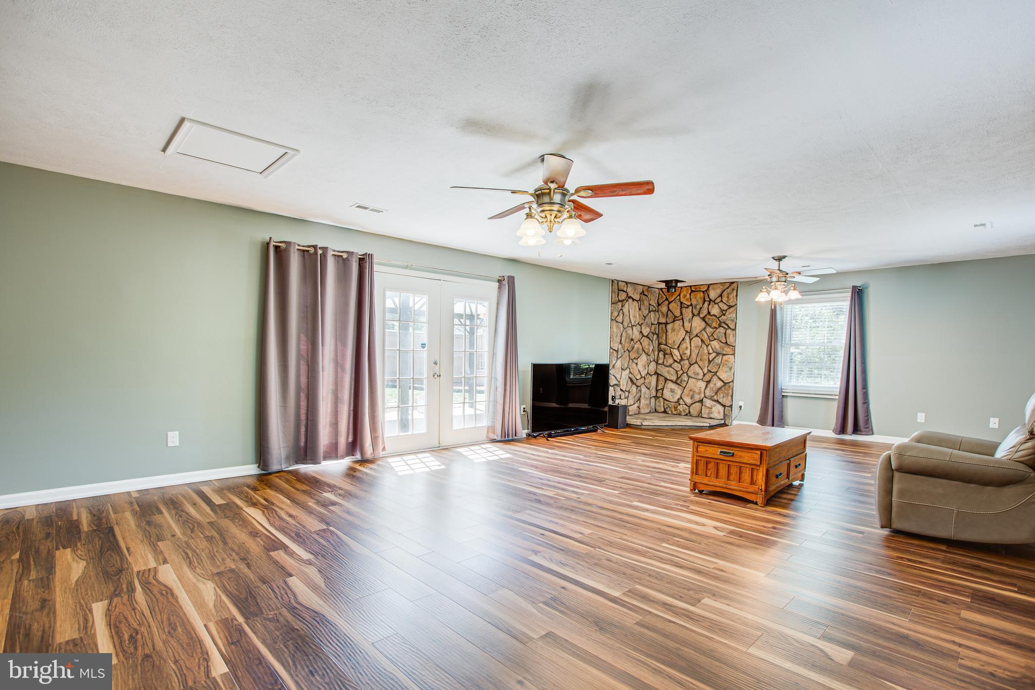 THE MEADOWS - Residential