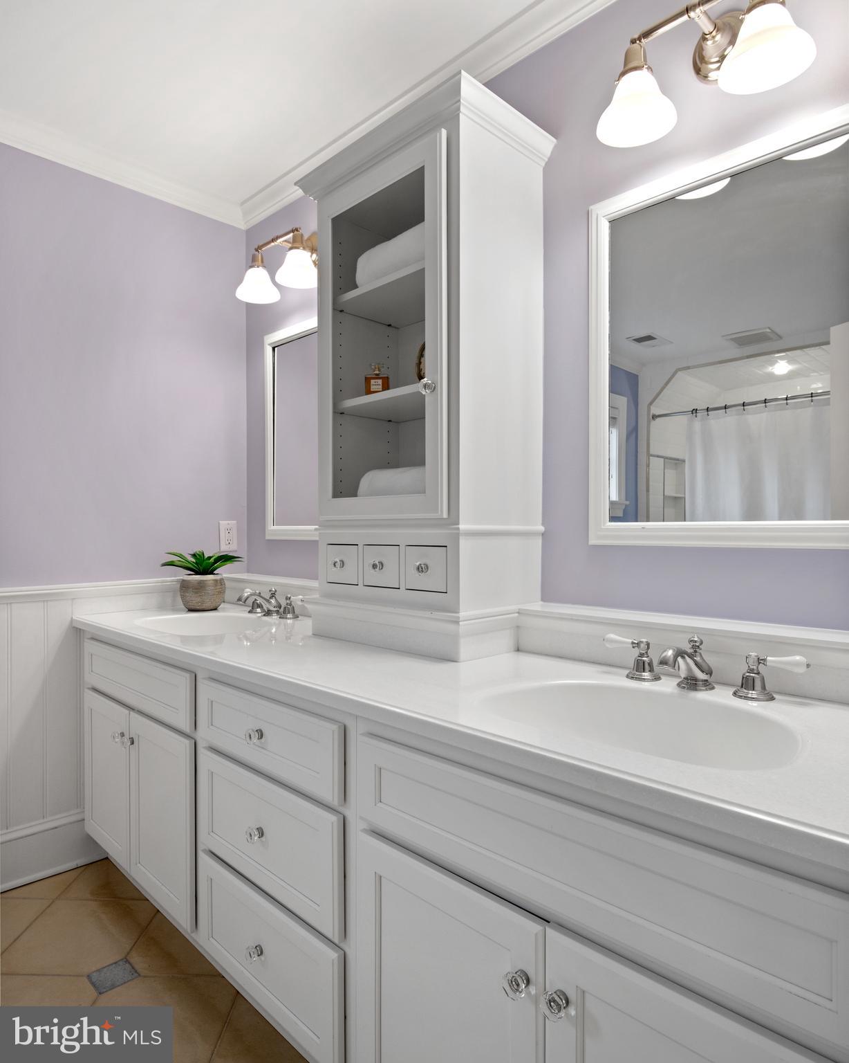 PENDENNIS MOUNT - Residential