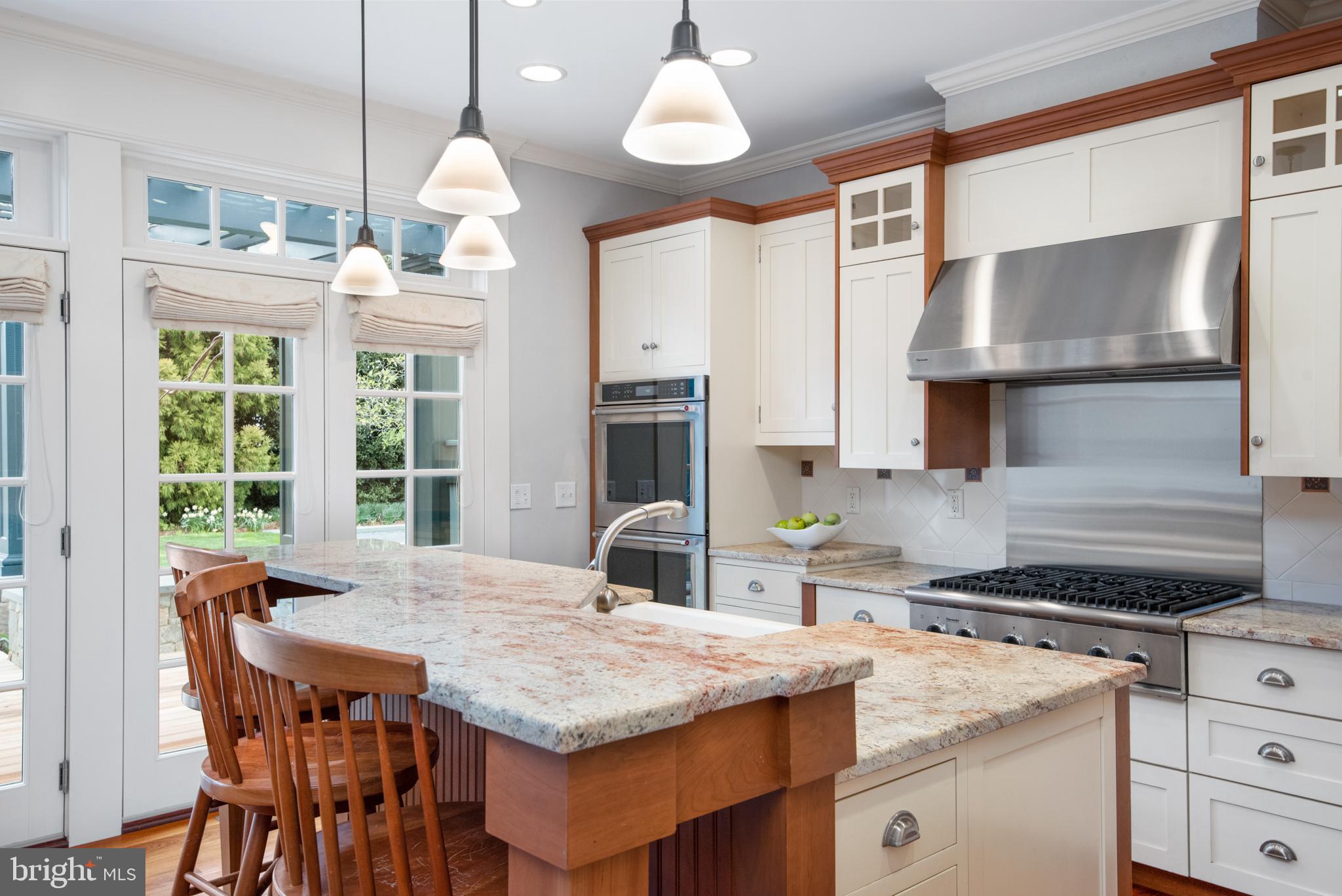 PENDENNIS MOUNT - Residential