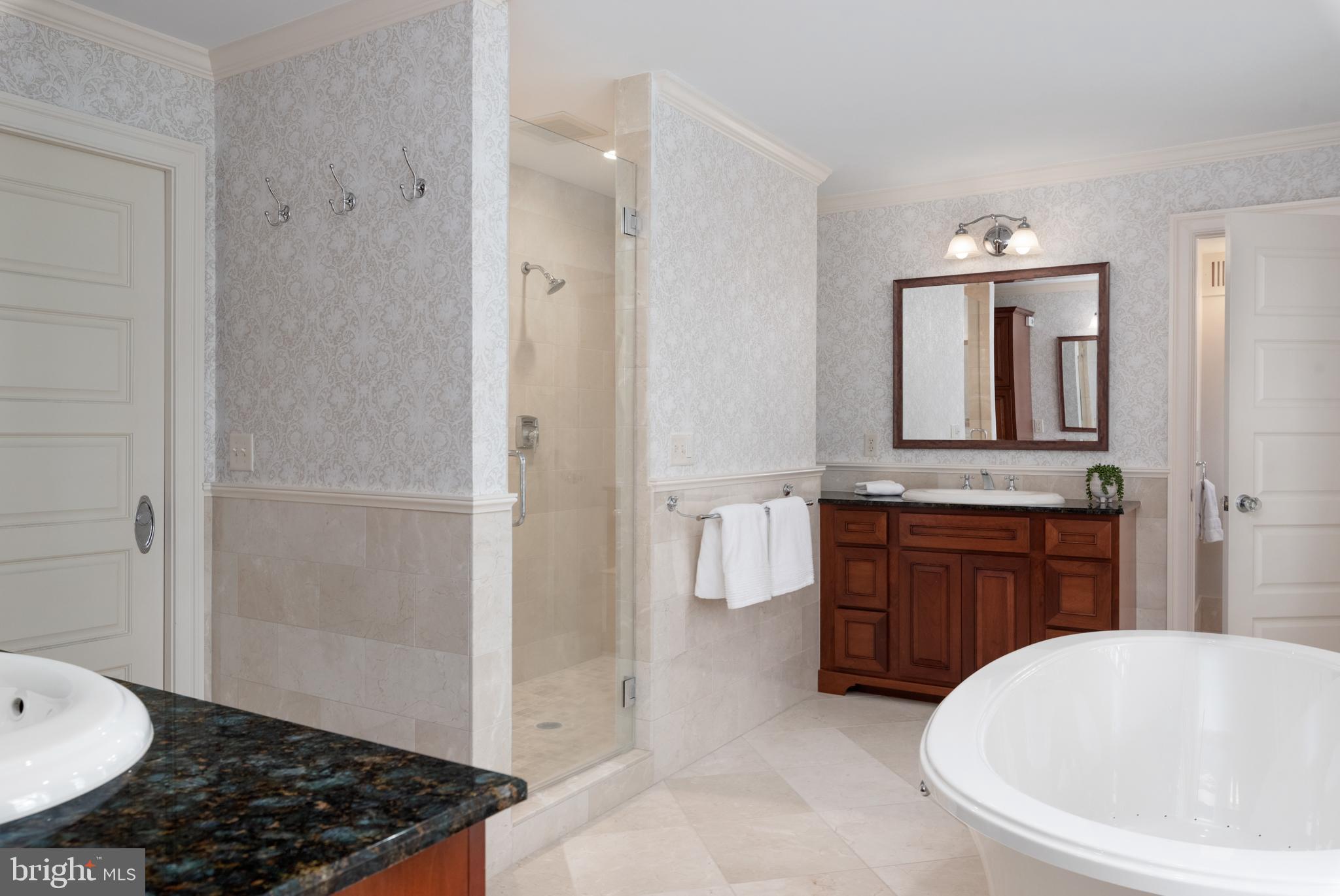 PENDENNIS MOUNT - Residential