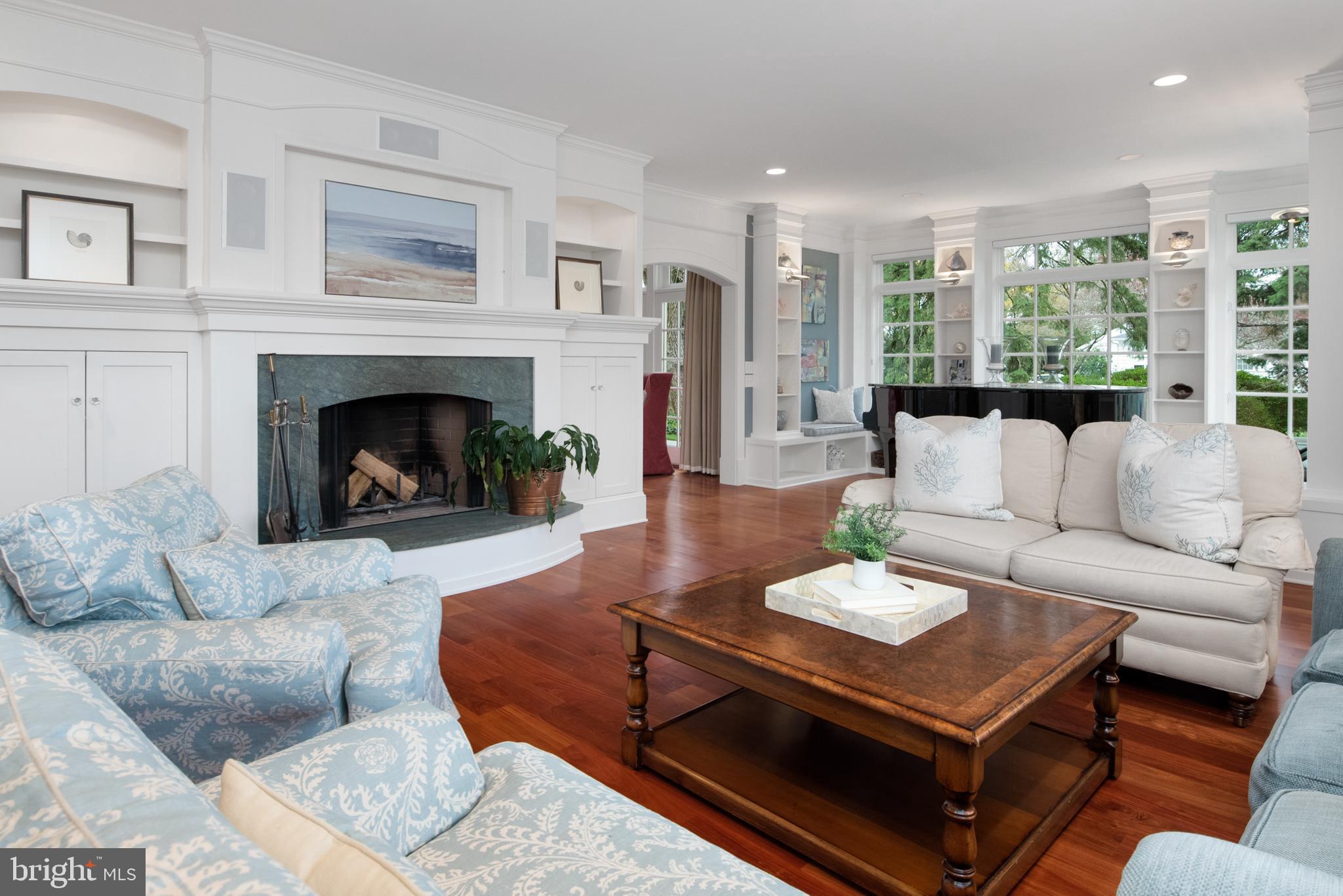 PENDENNIS MOUNT - Residential