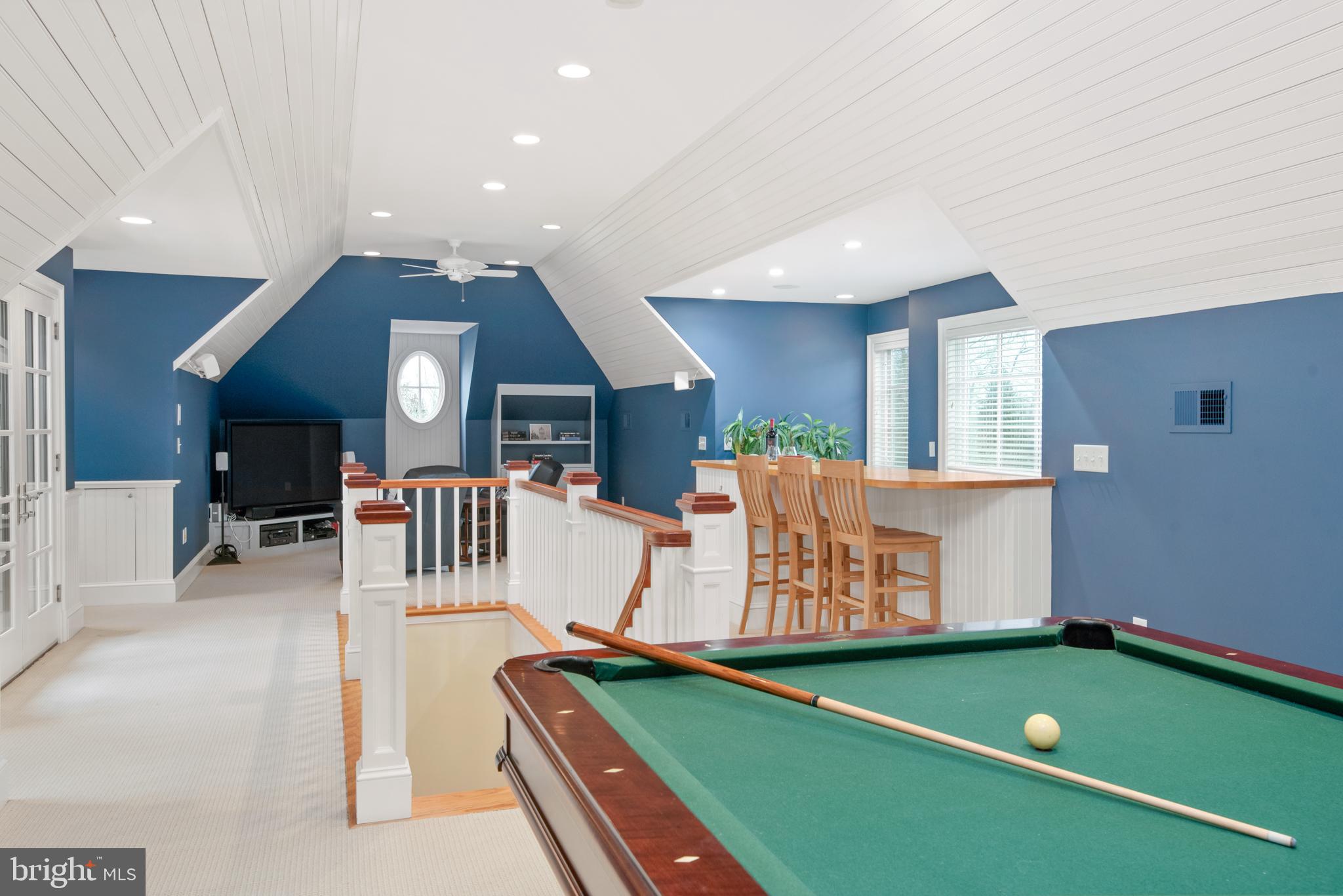 PENDENNIS MOUNT - Residential