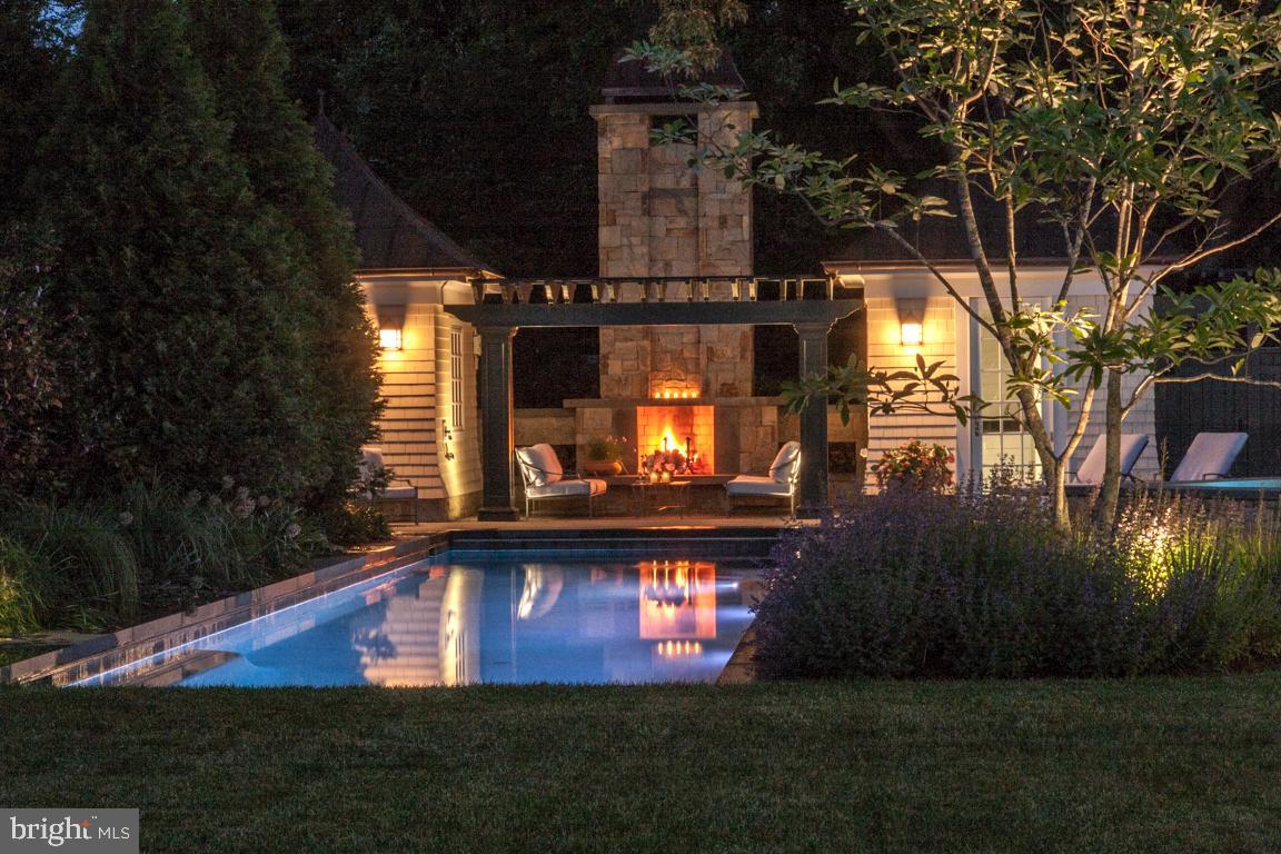 PENDENNIS MOUNT - Residential