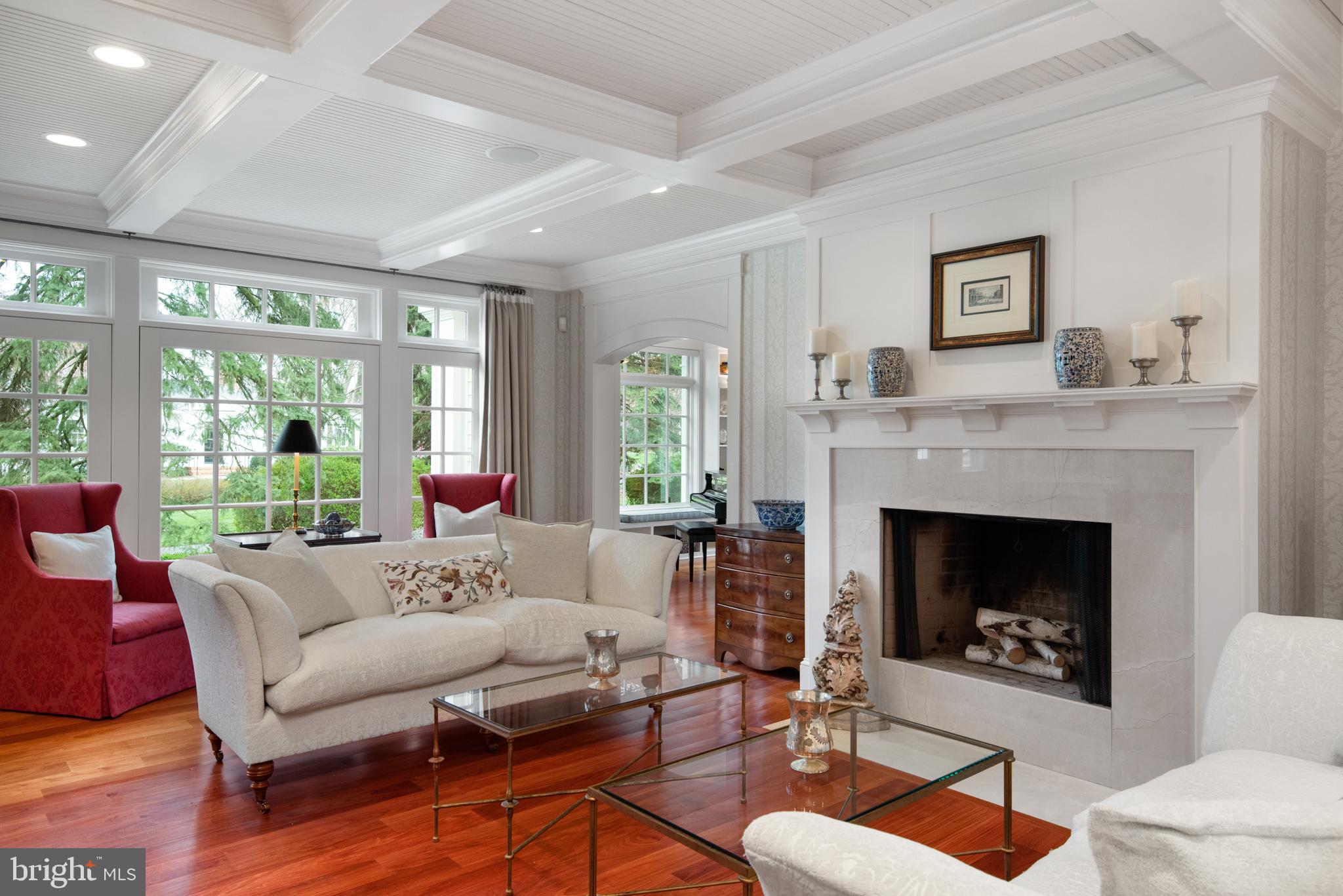 PENDENNIS MOUNT - Residential