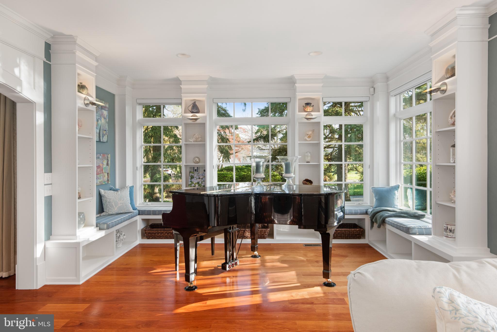 PENDENNIS MOUNT - Residential