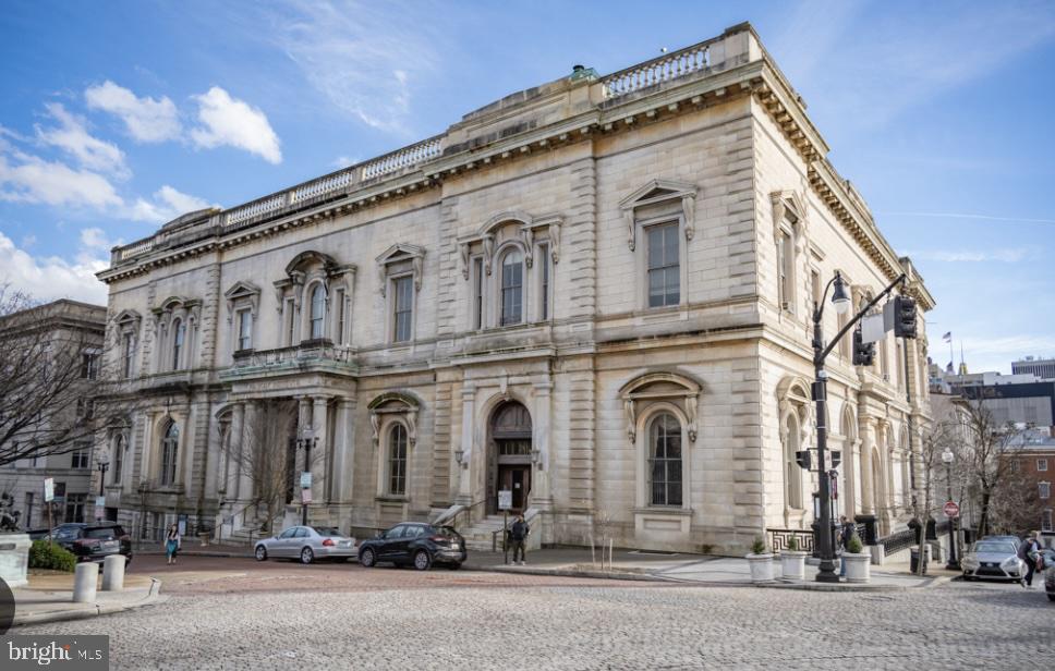 MOUNT VERNON PLACE HISTORIC DISTRICT - Residential