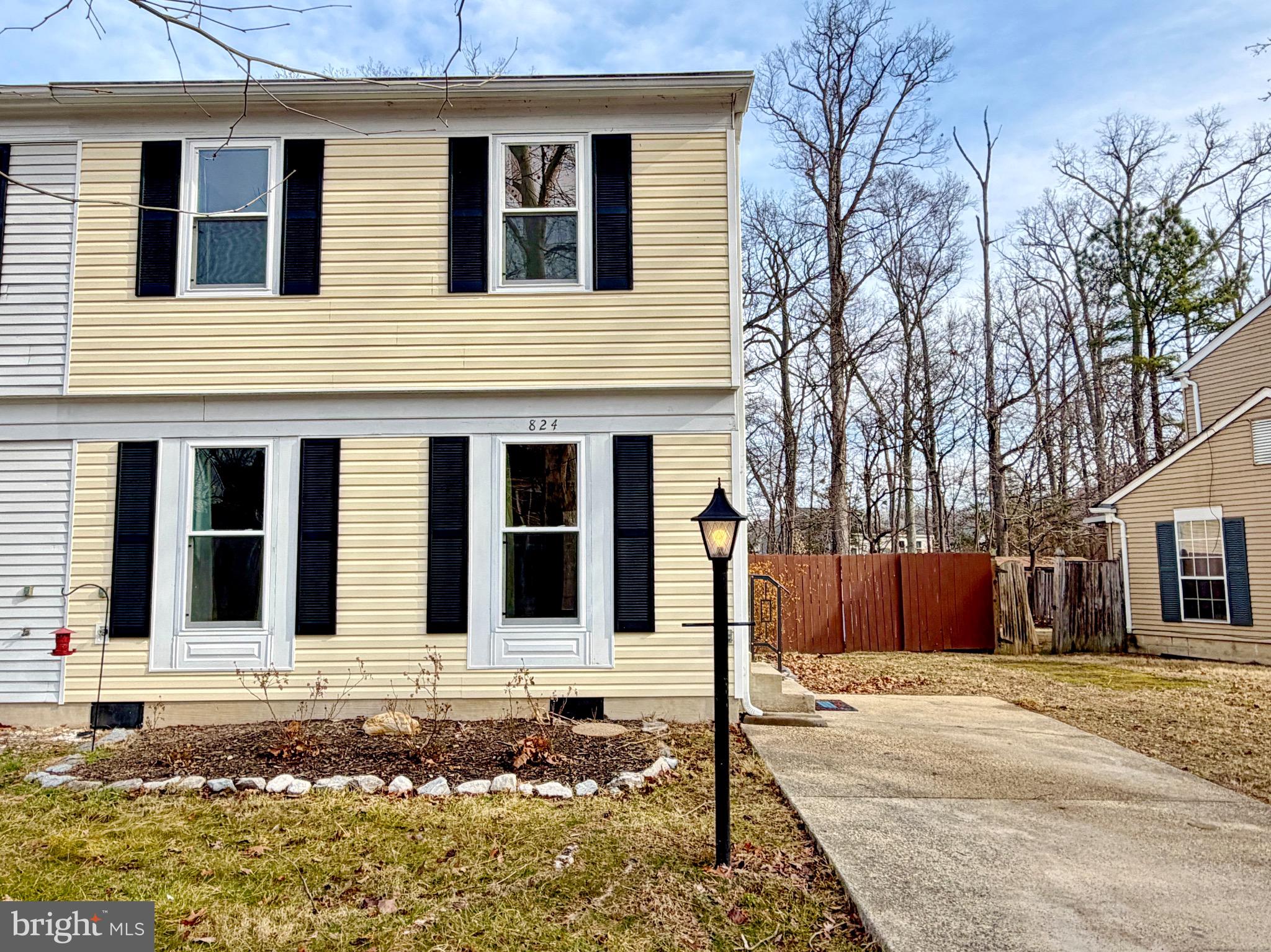 824 INDIAN HEAD AVENUE