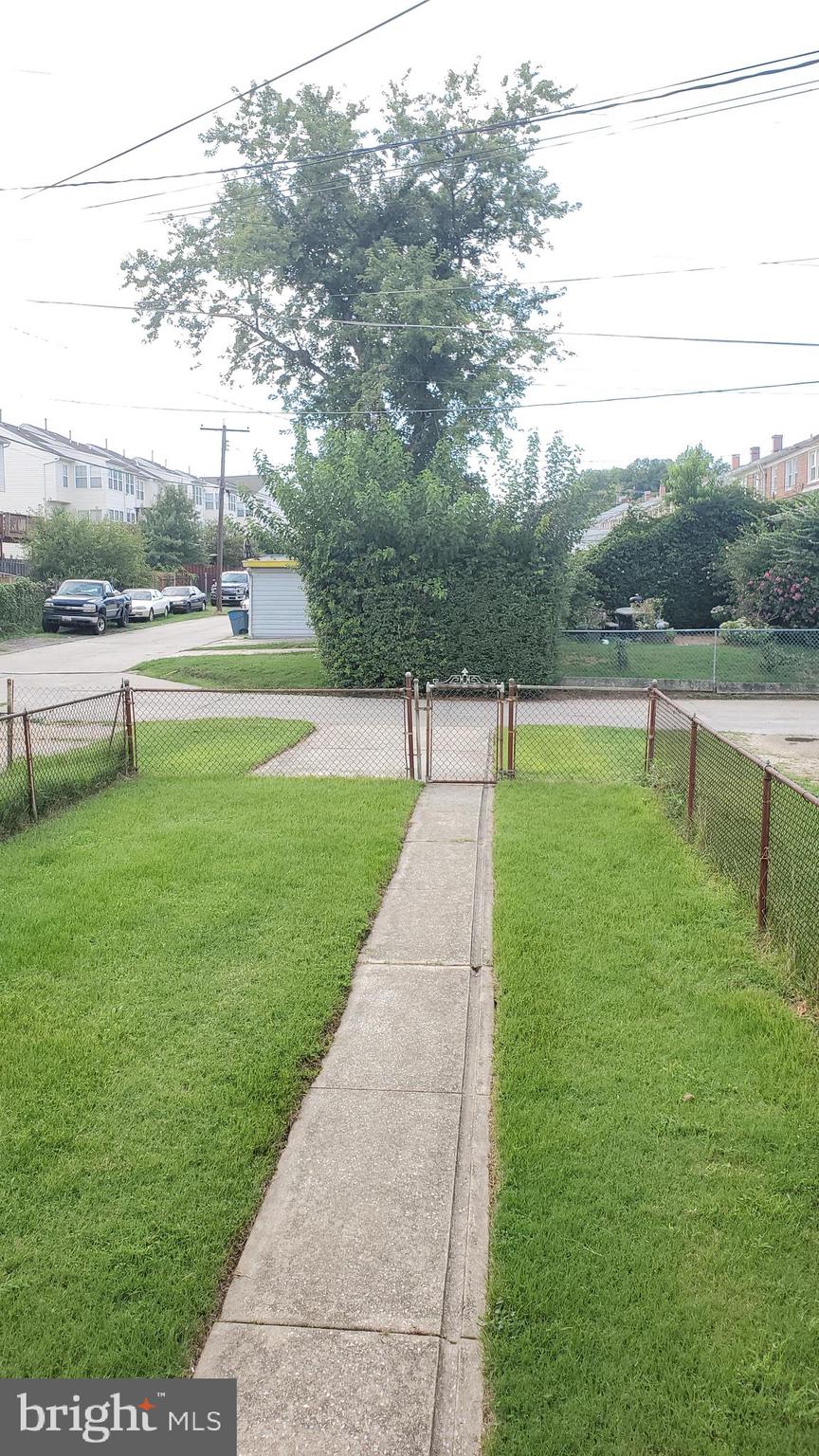 MAPLECREST - Residential