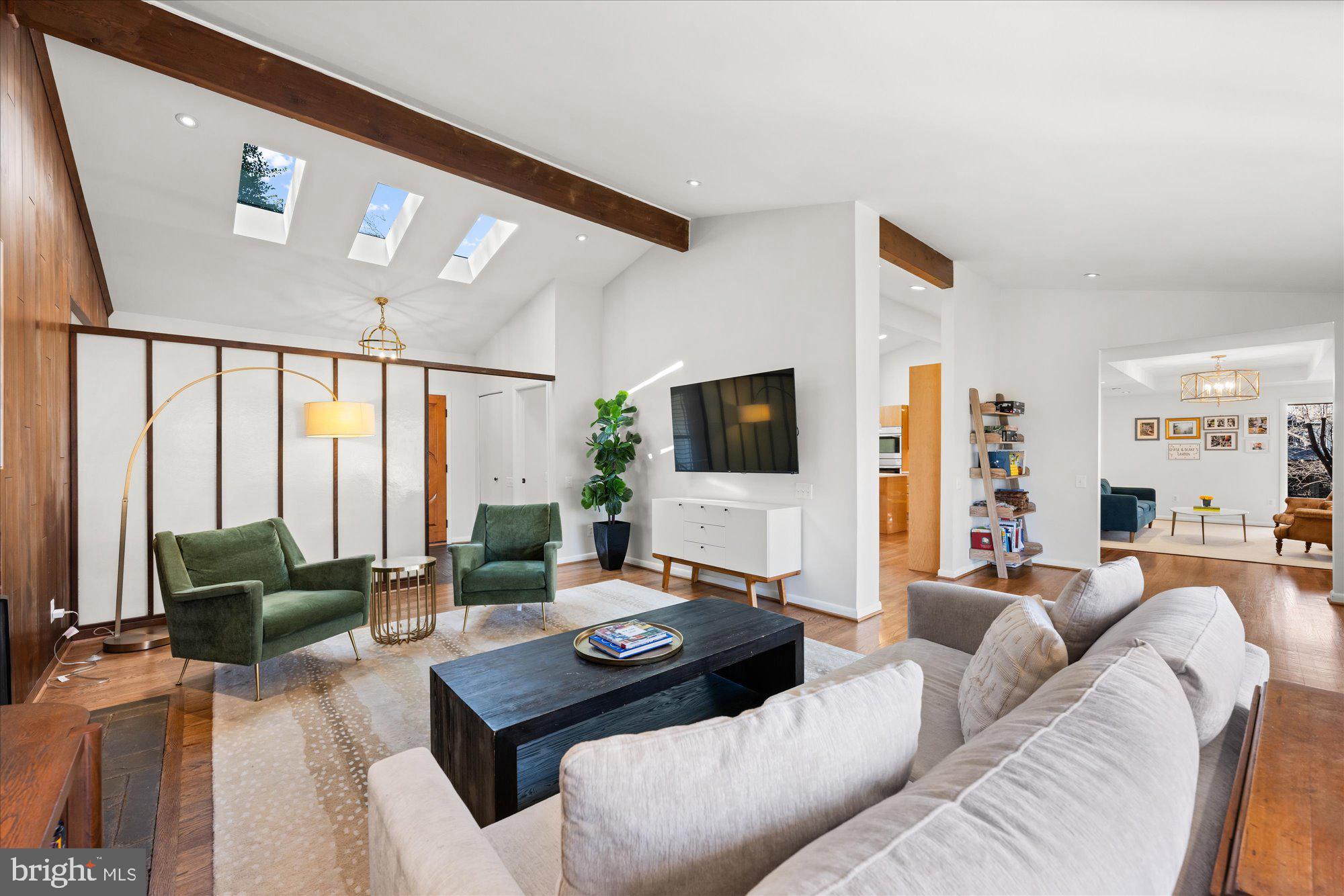 BRADLEY PARK - Residential