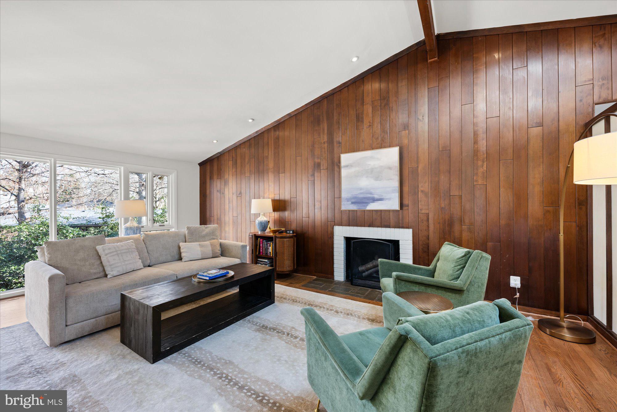 BRADLEY PARK - Residential