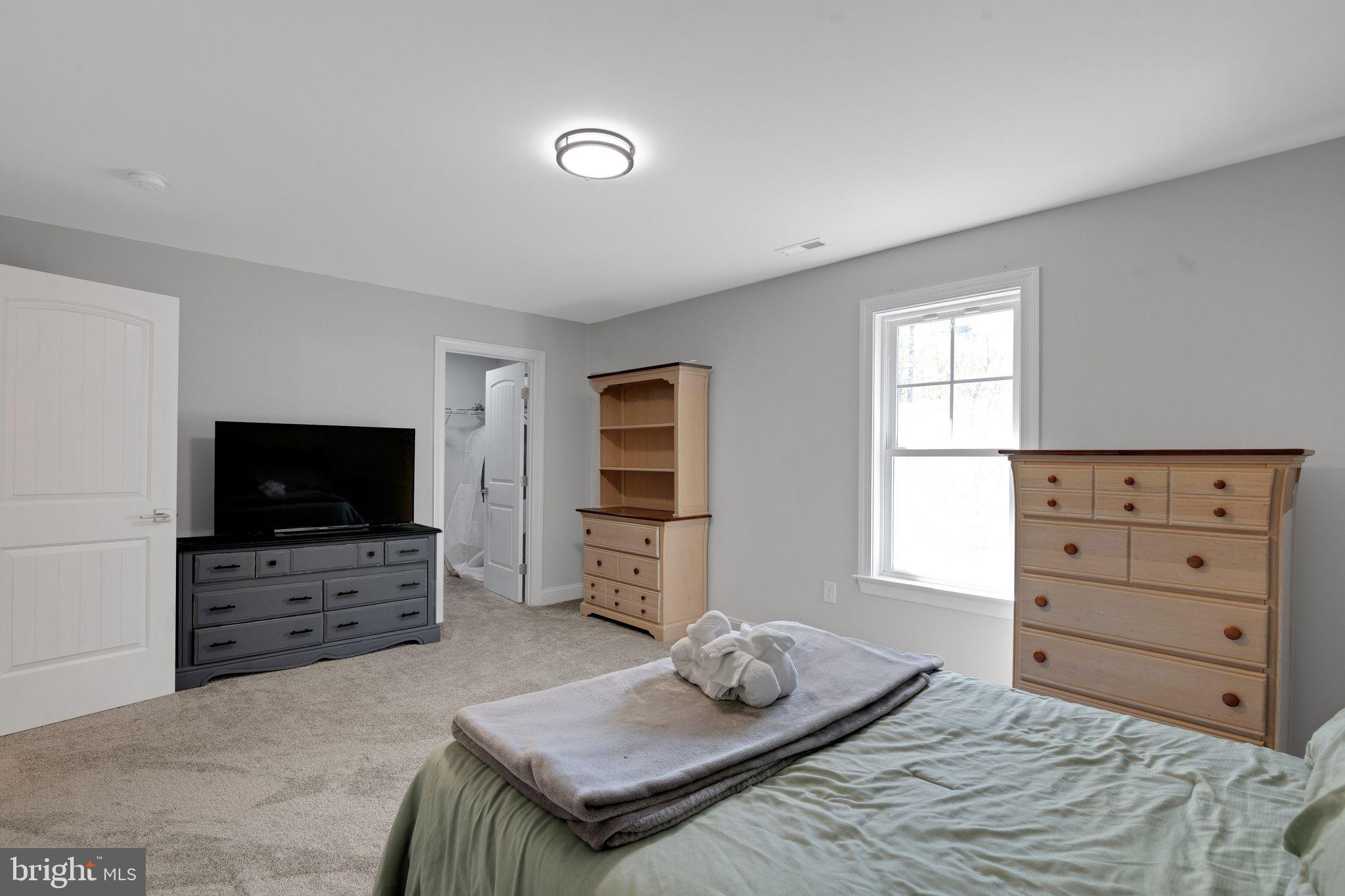 ARTILLERY RIDGE - Residential