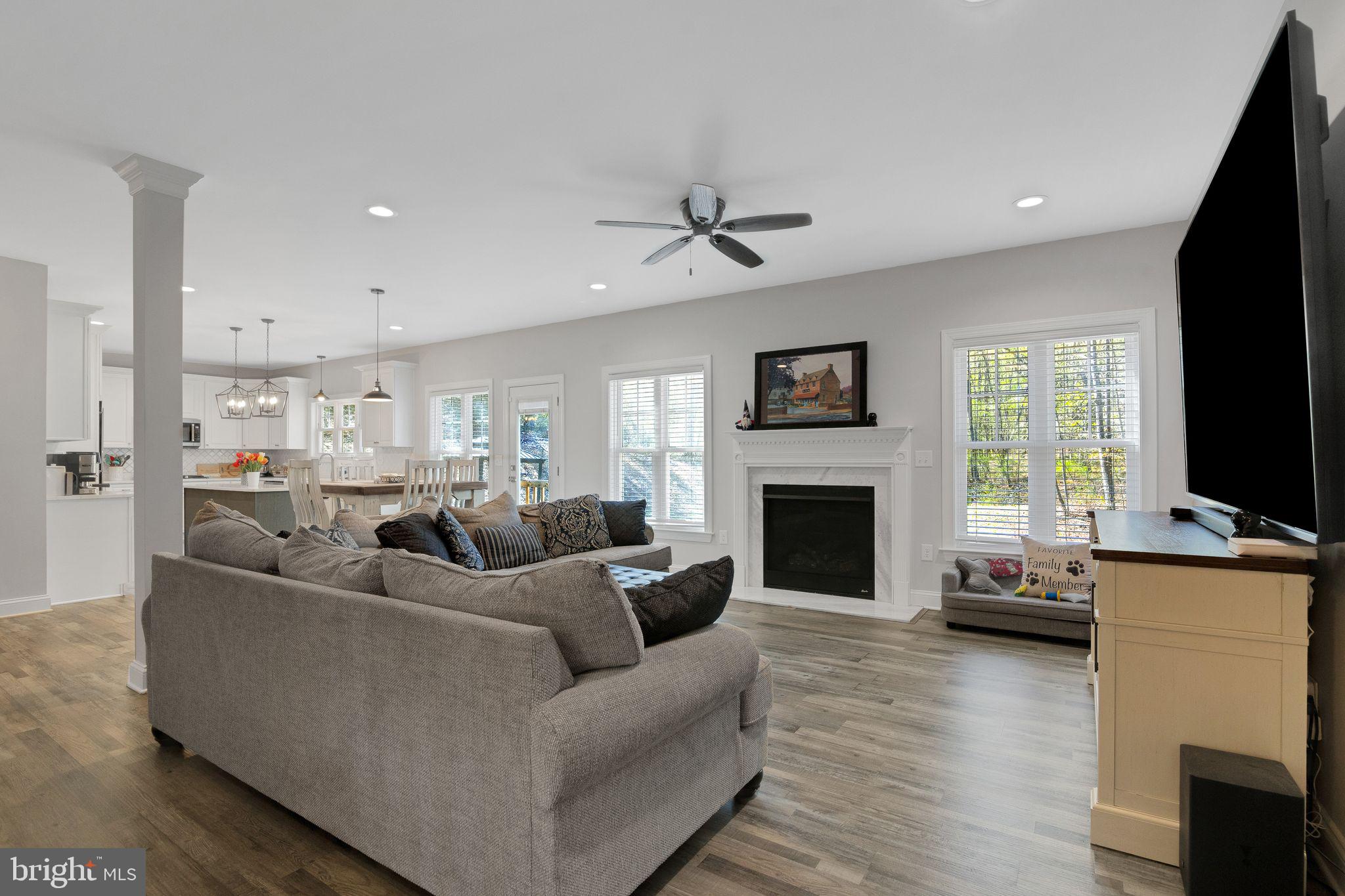 ARTILLERY RIDGE - Residential